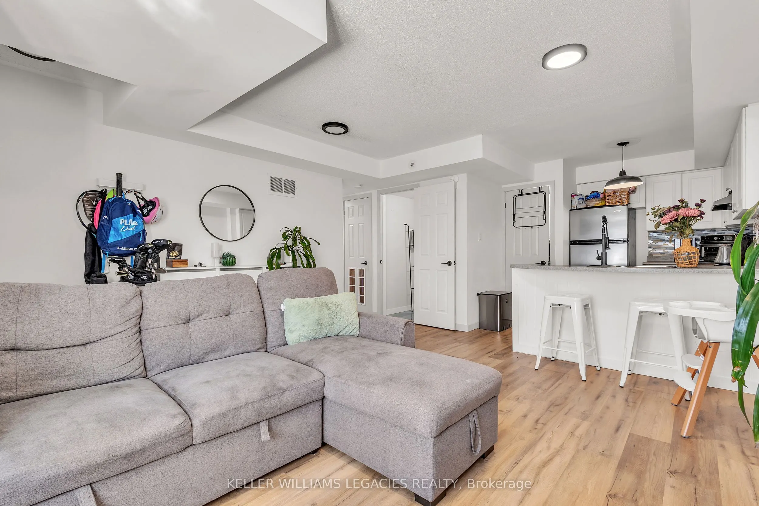 308 John Street, #209