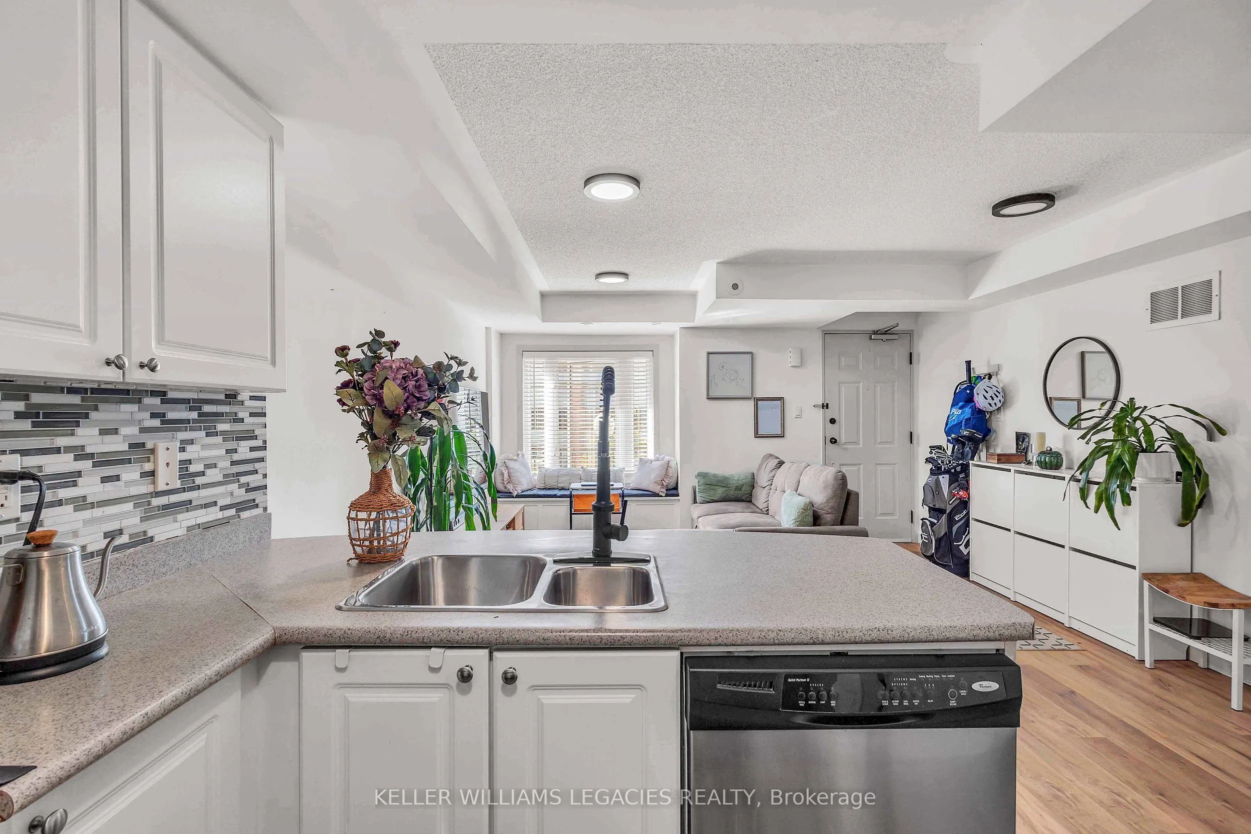 308 John Street, #209