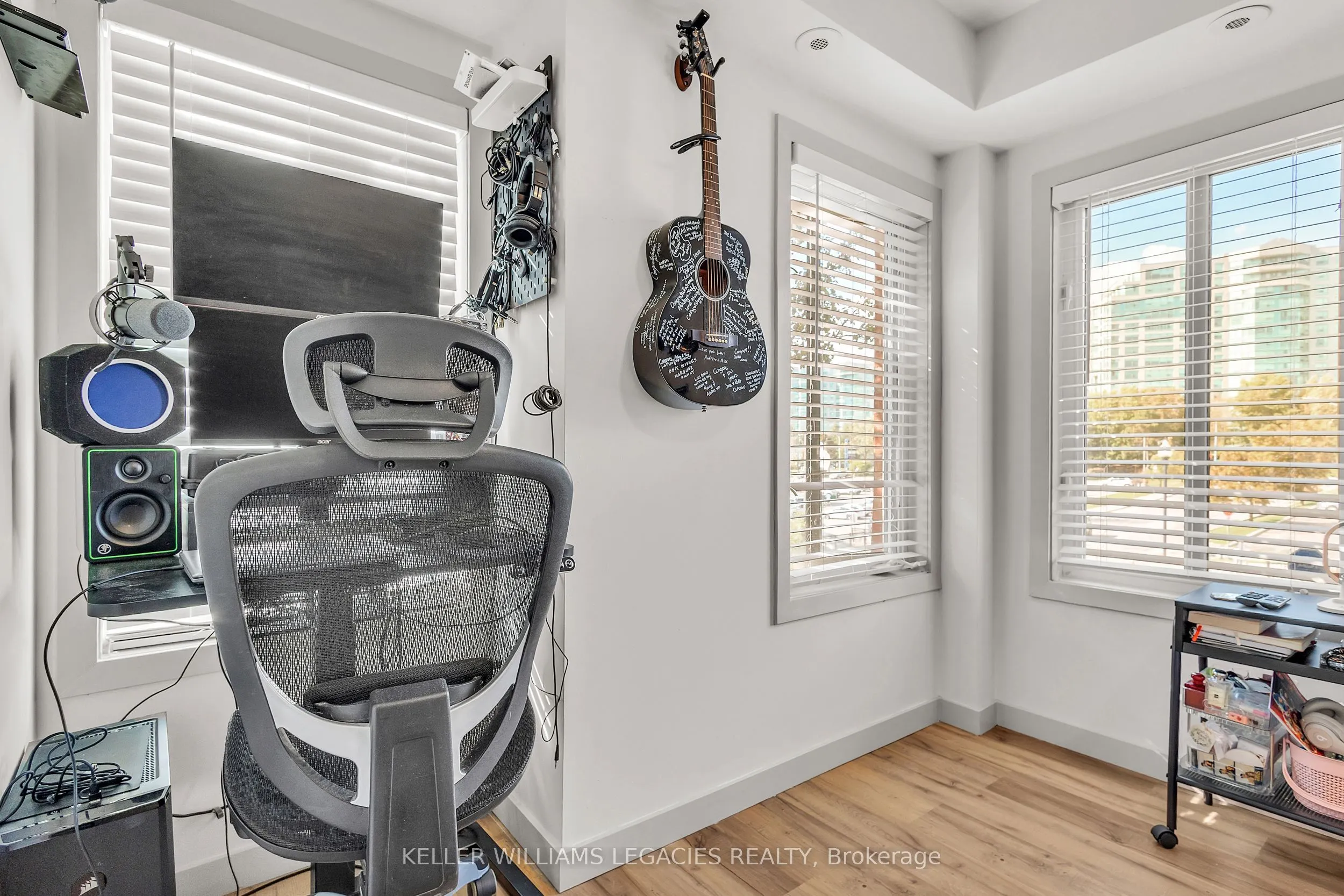 308 John Street, #209