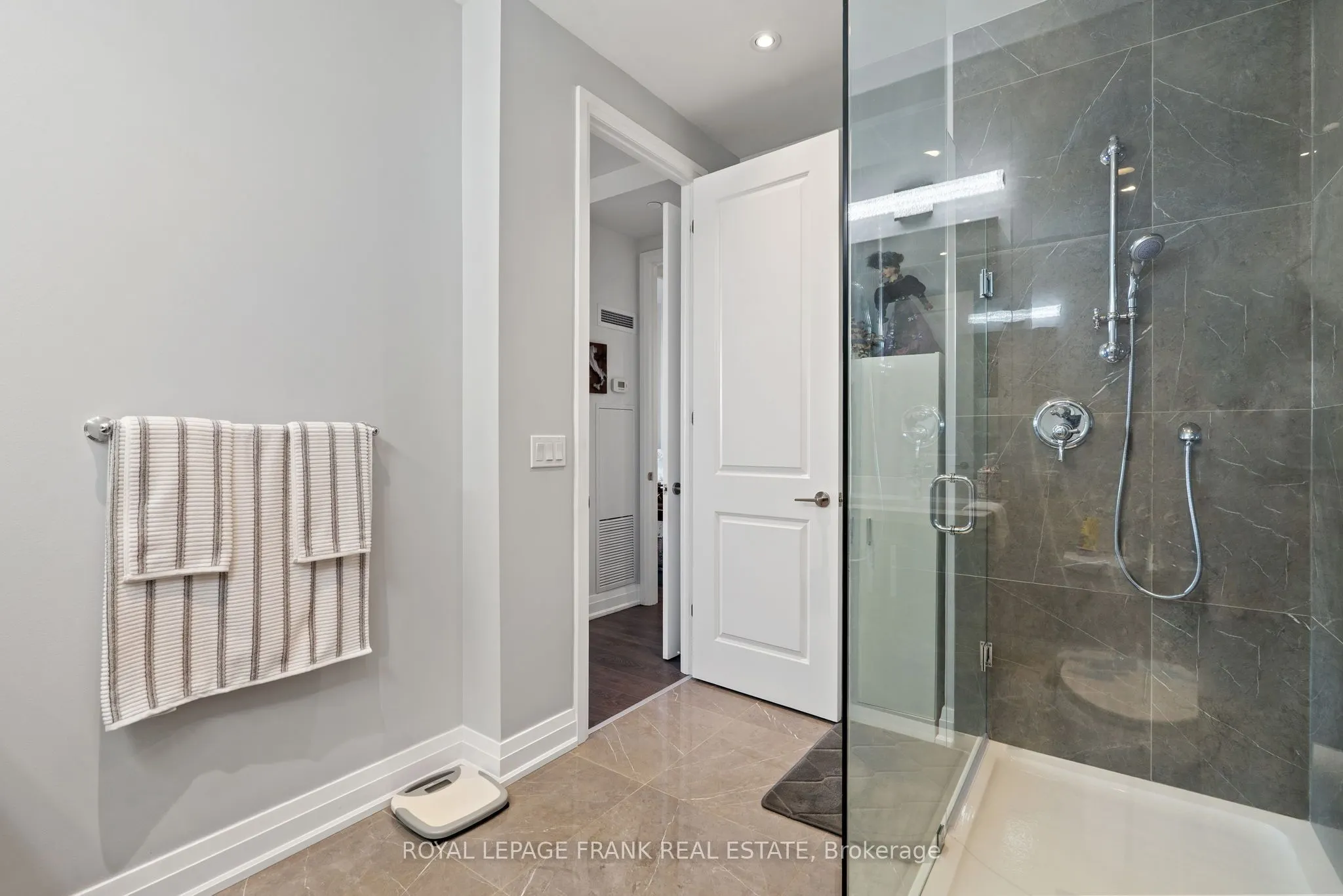 25 Baker Hill Boulevard, #712