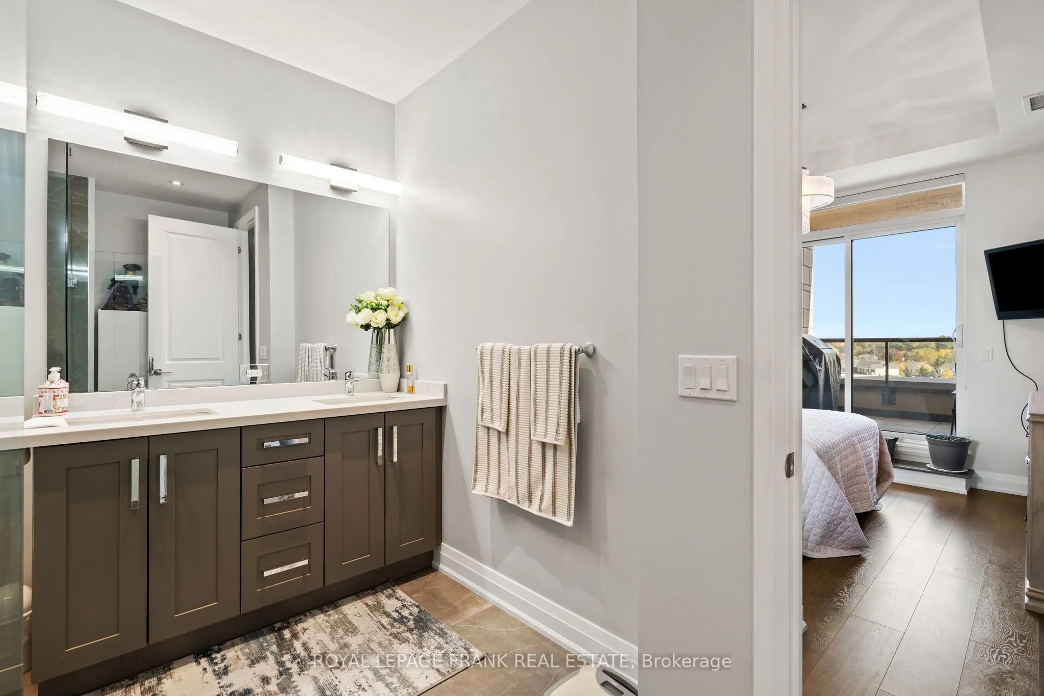 25 Baker Hill Boulevard, #712