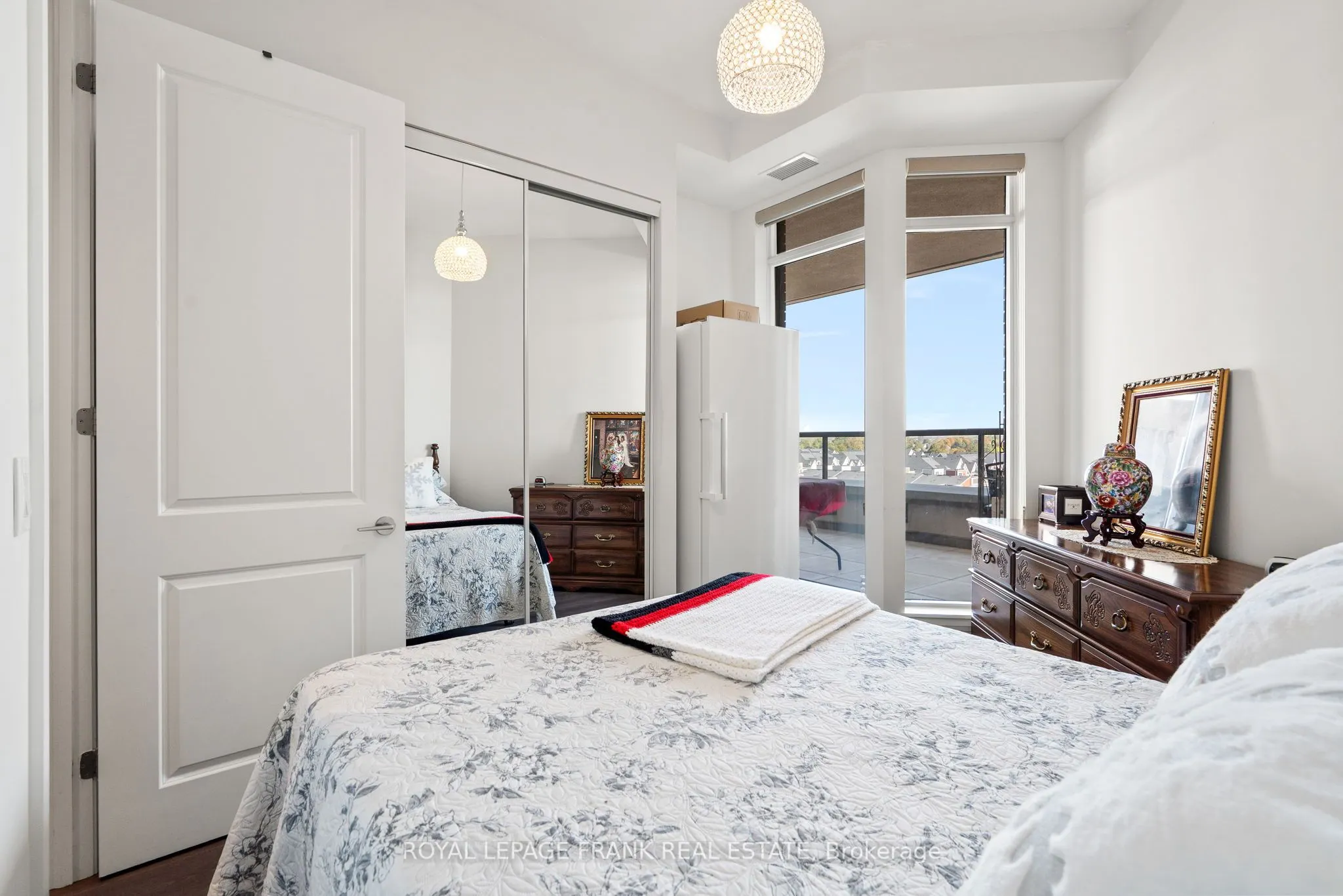 25 Baker Hill Boulevard, #712
