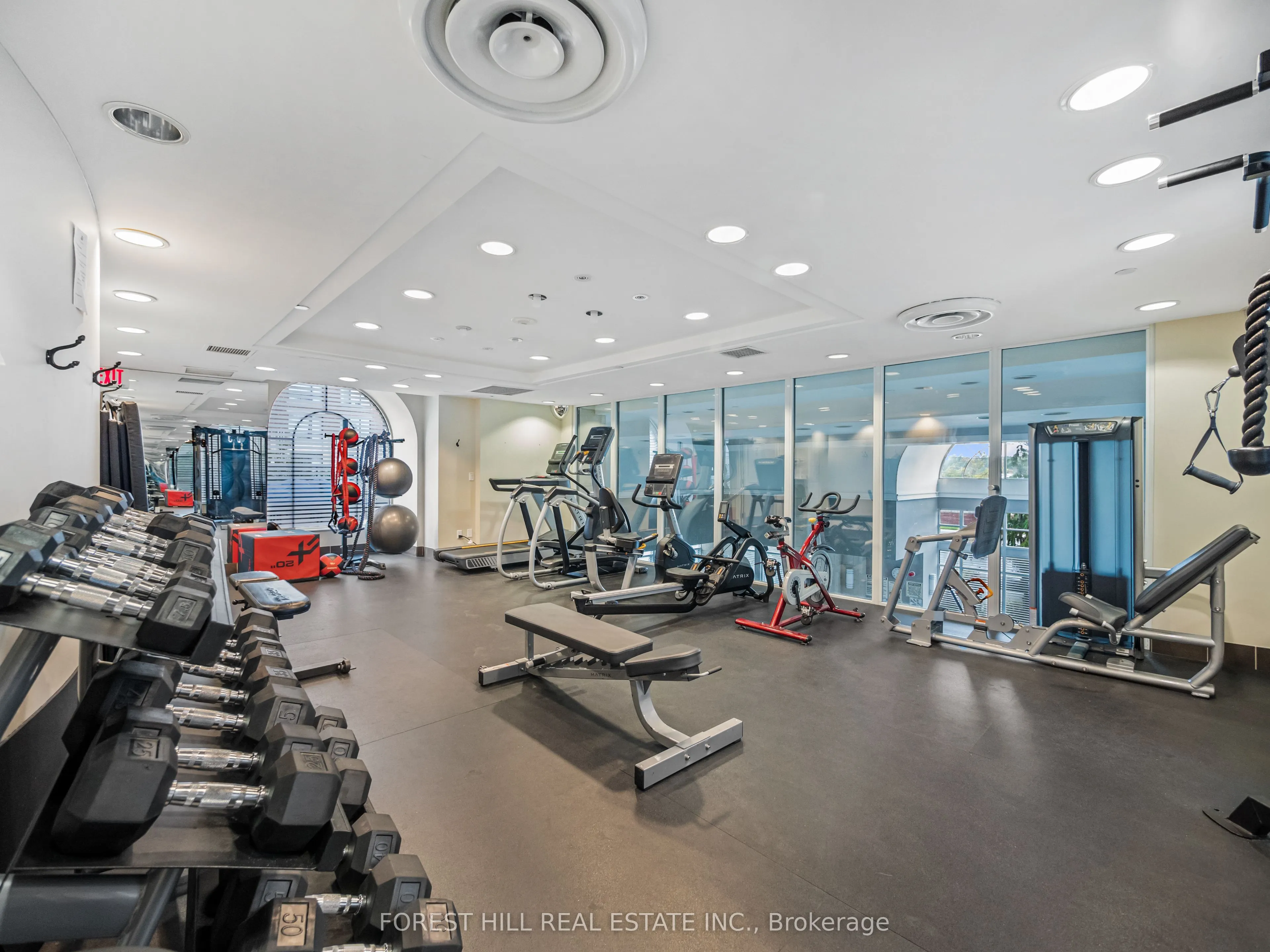 330 Red Maple Road, #211