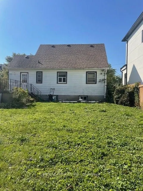 3 Parker Avenue