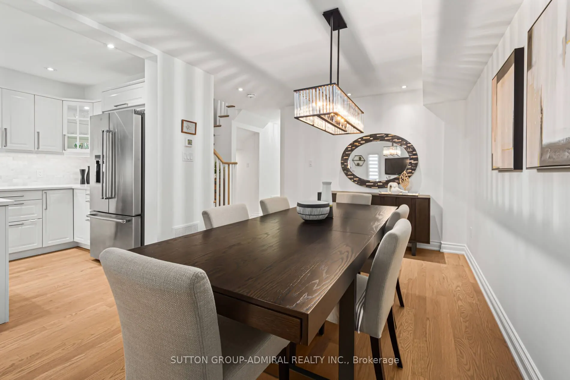 10 Oak Park Crescent