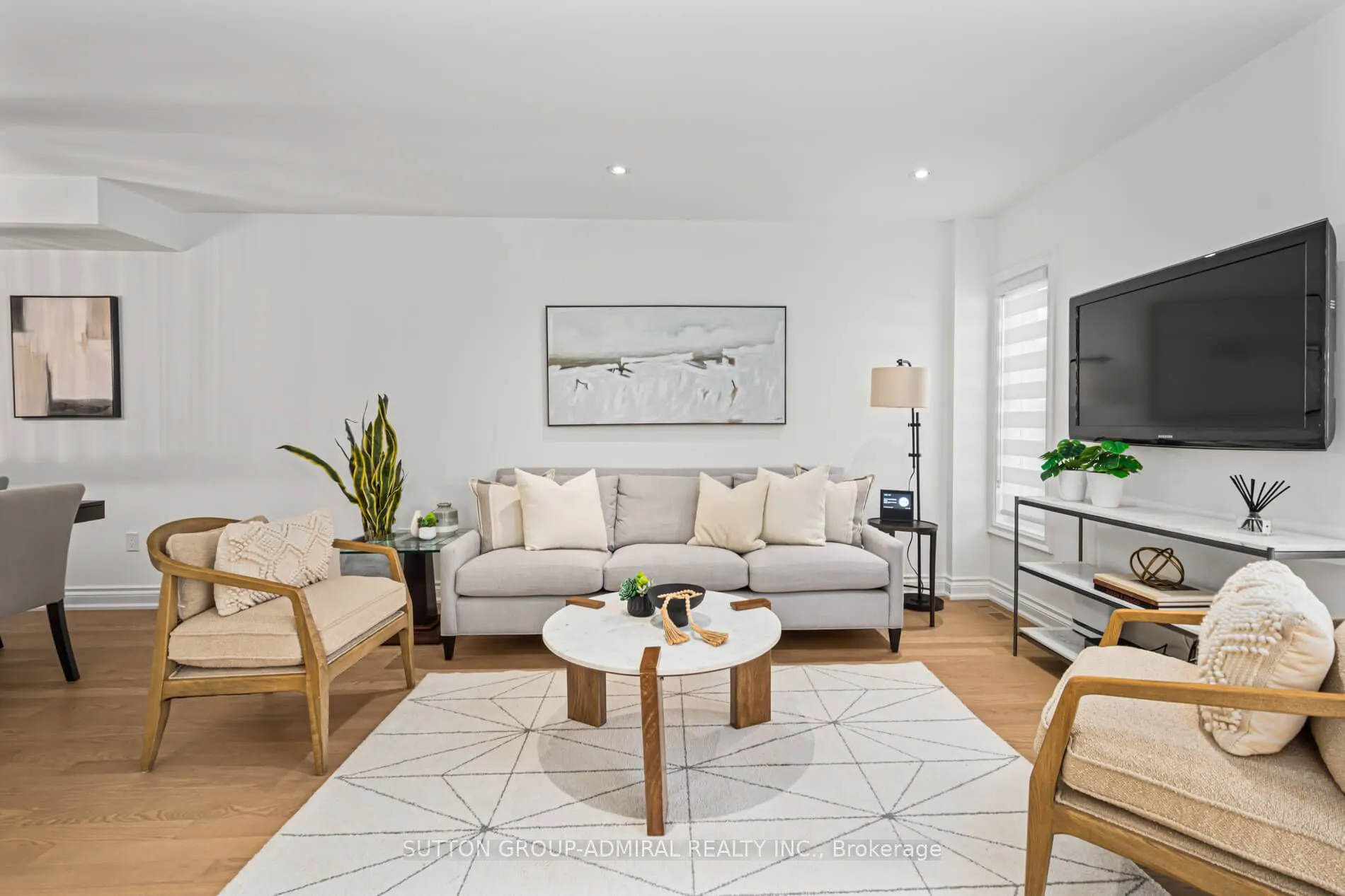 10 Oak Park Crescent