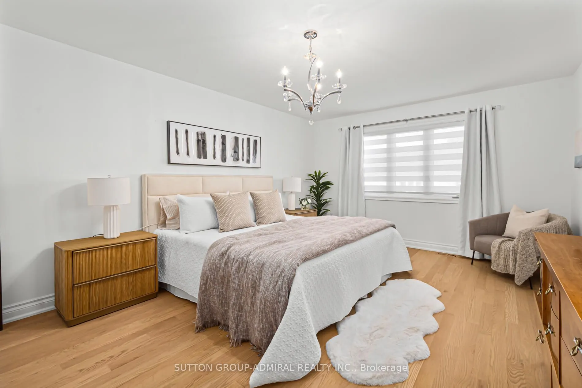 10 Oak Park Crescent