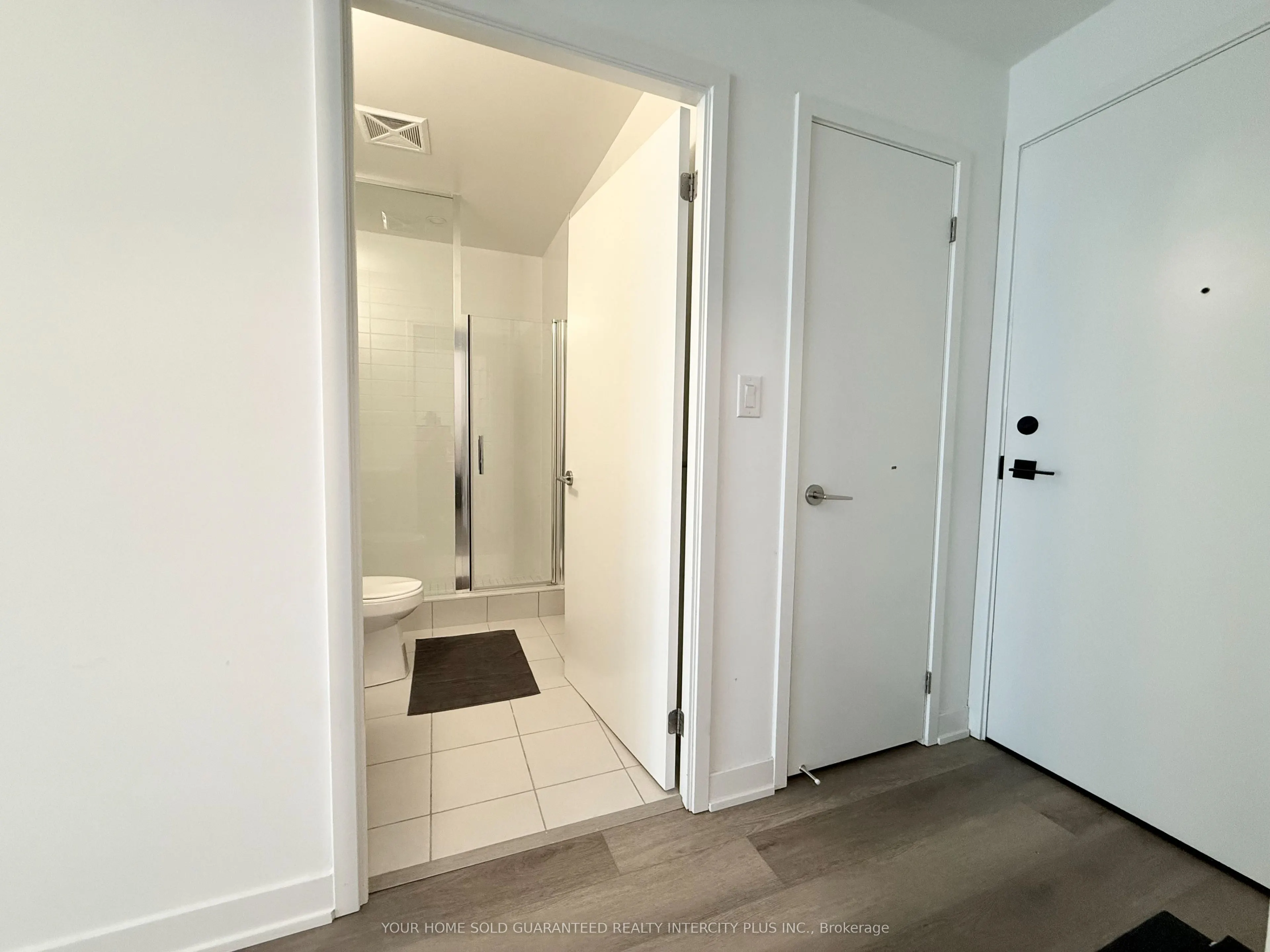 8119 Birchmount Road, #724