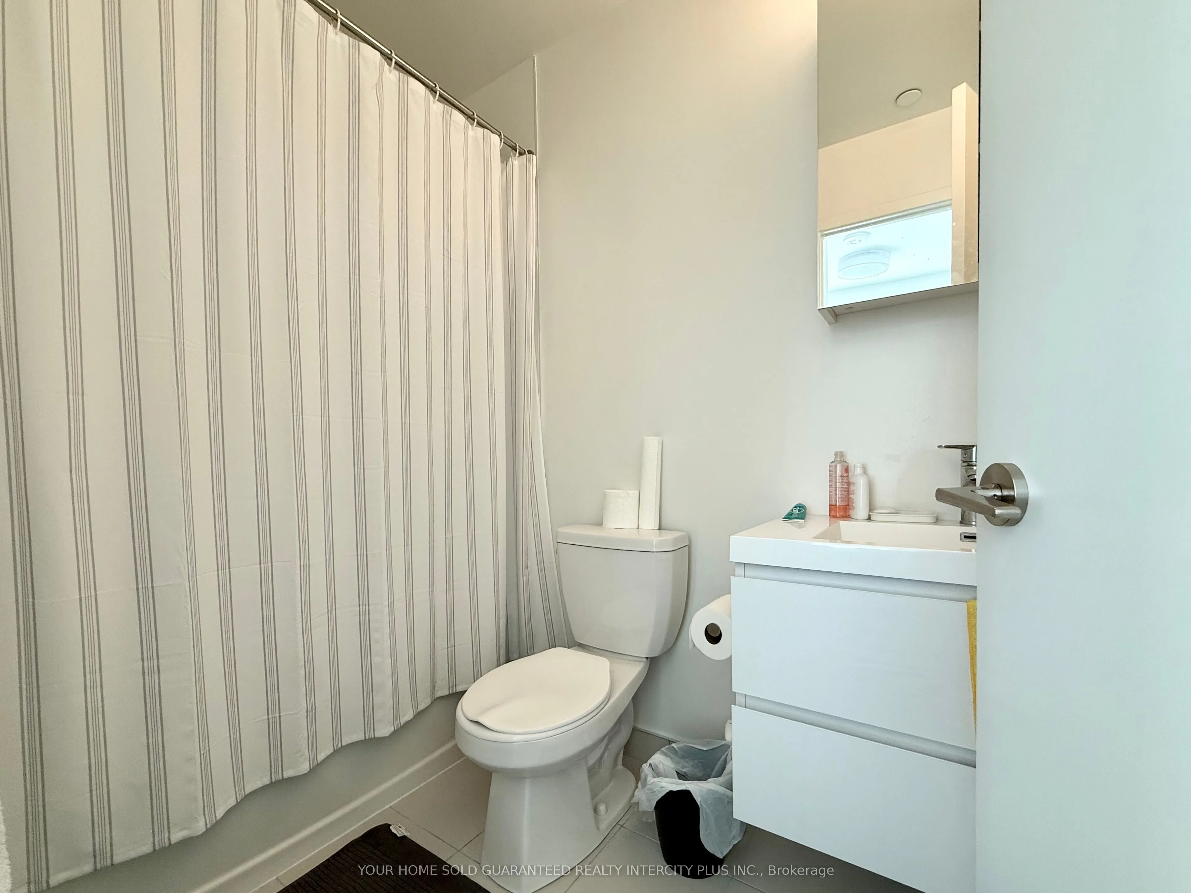 8119 Birchmount Road, #724