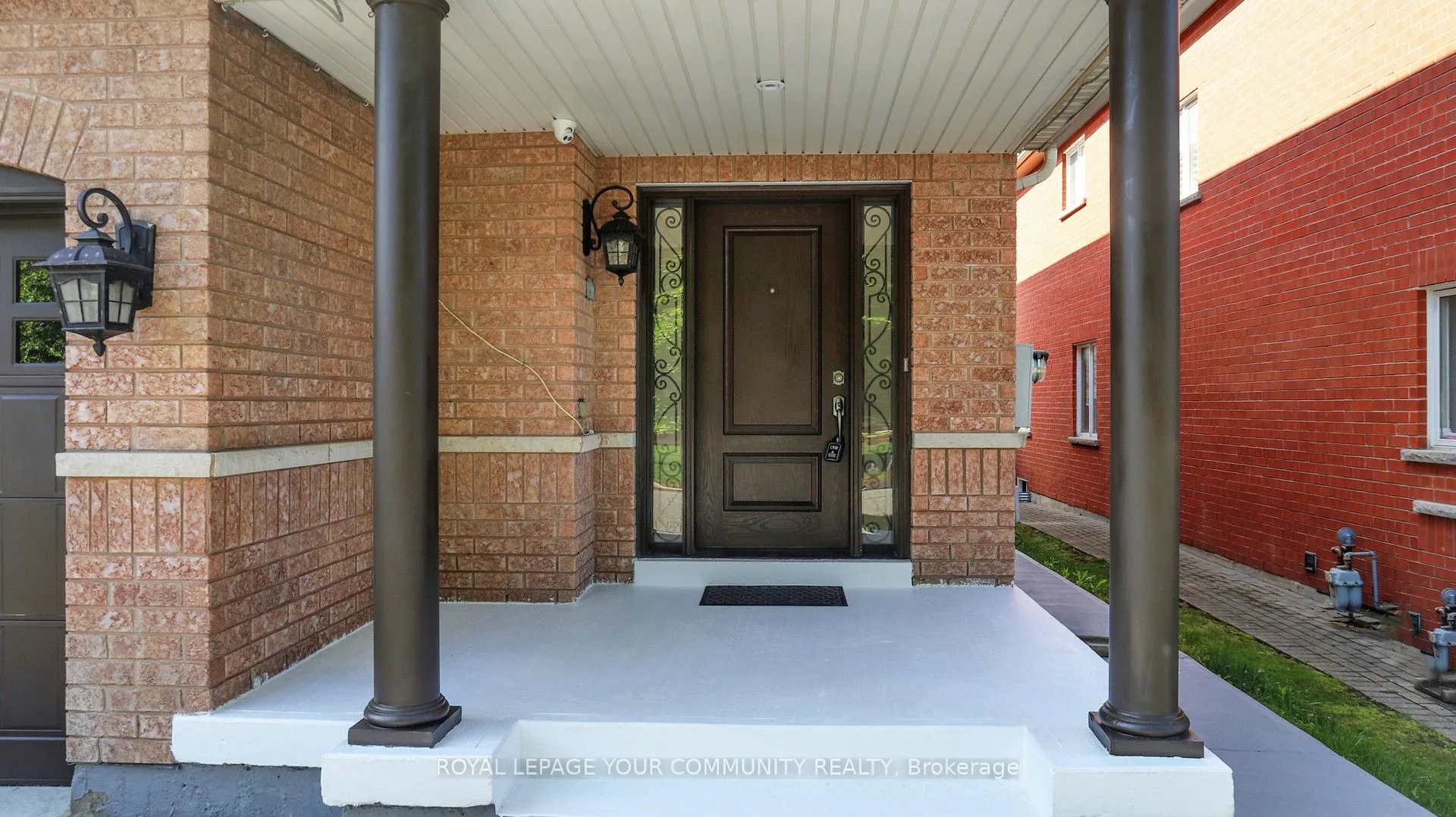 92 Laval Street