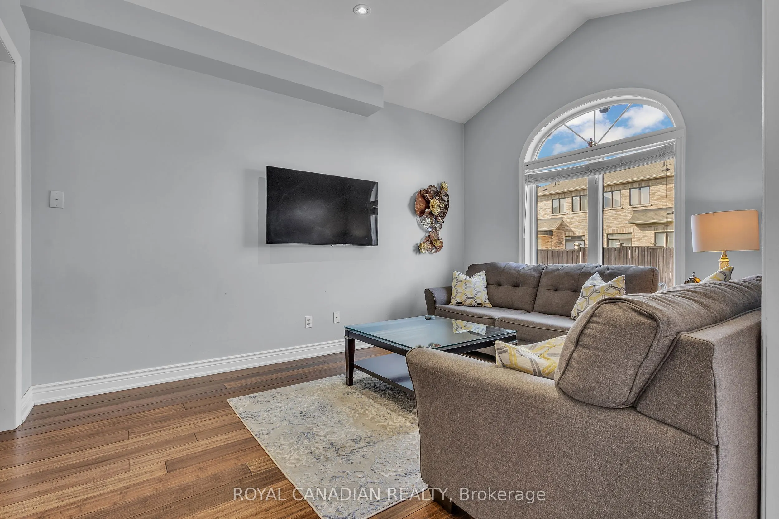 6 Mediterra Drive