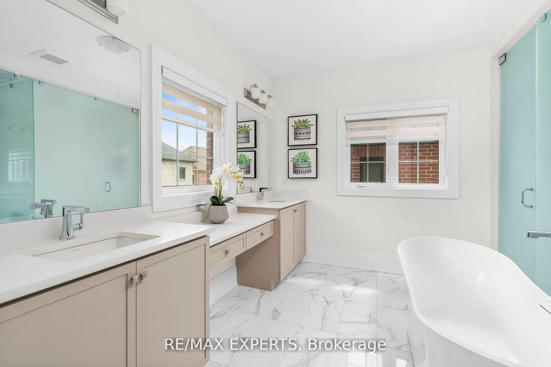 17 Kinburn Crescent
