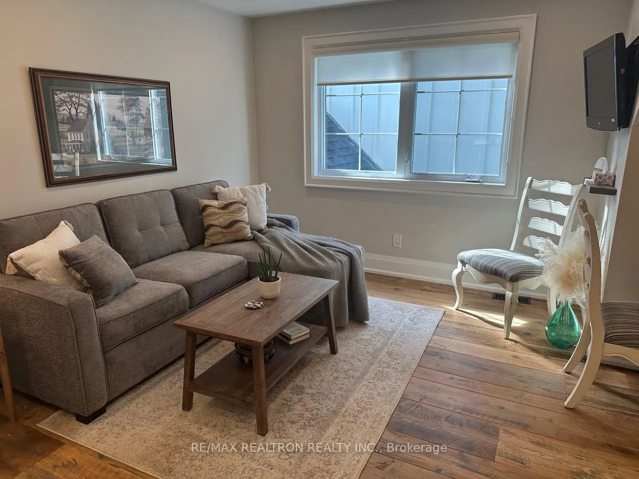 465 D'Arcy Street, #Upper Loft Apartment