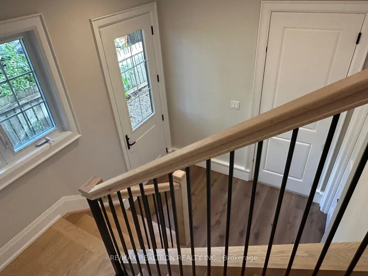 465 D'Arcy Street, #Upper Loft Apartment