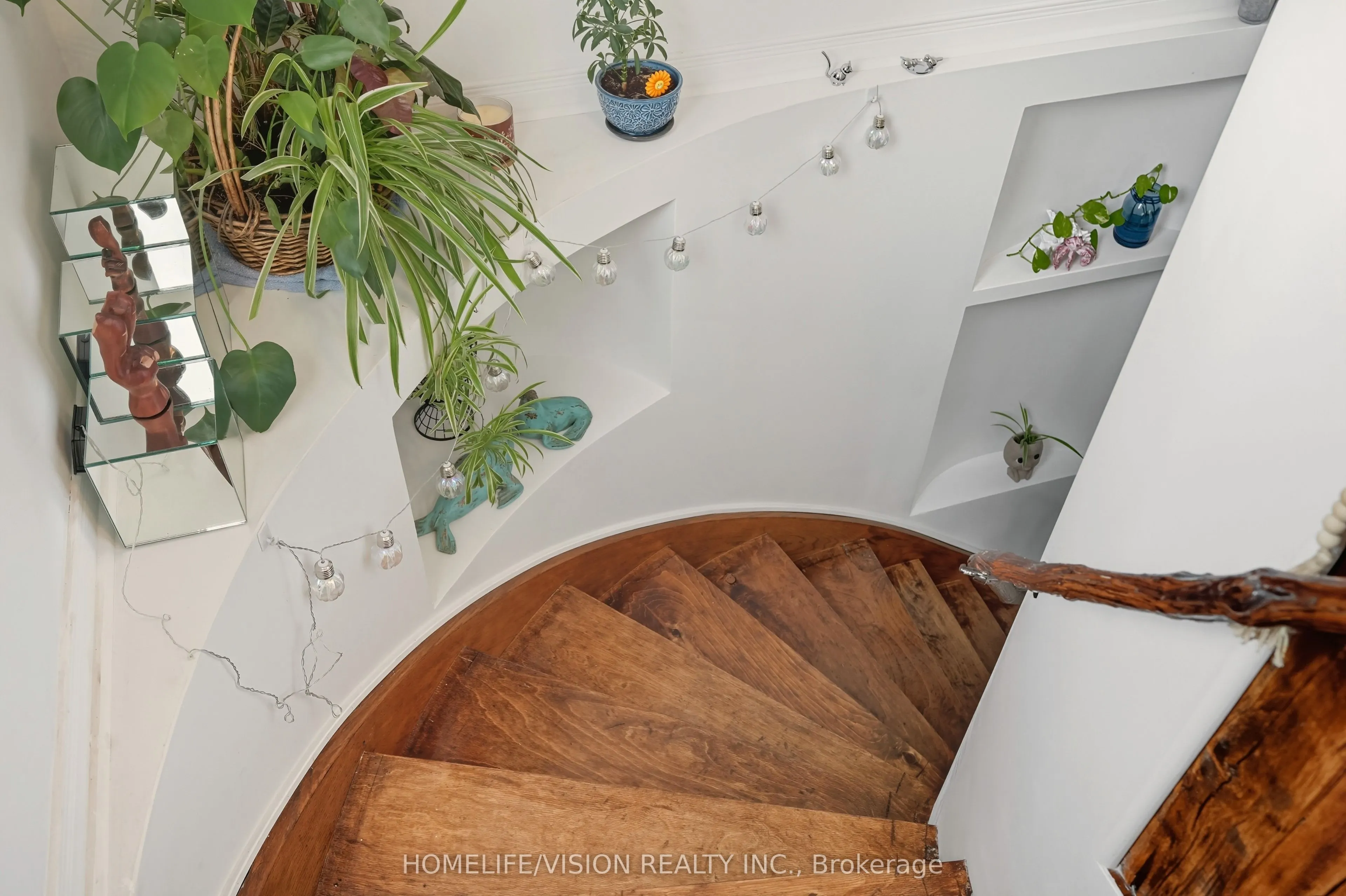 65 Bolster Lane