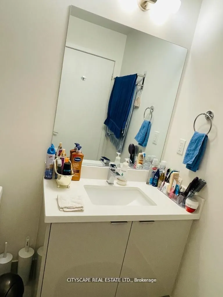2916 Highway 7 E, #216