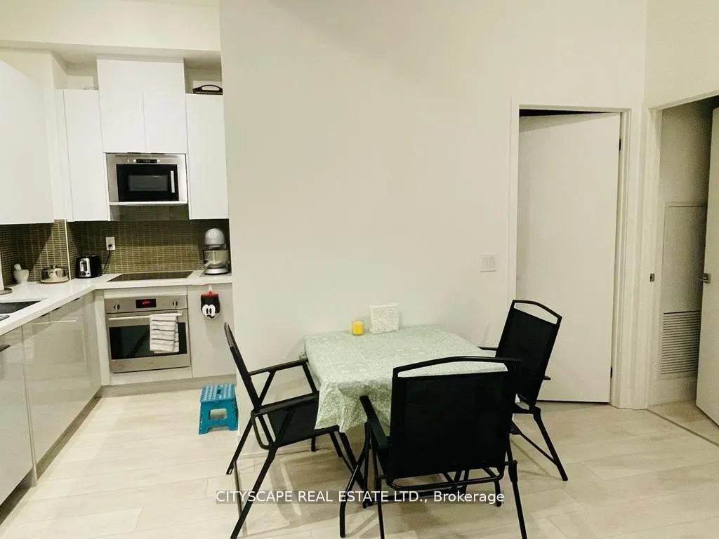 2916 Highway 7 E, #216