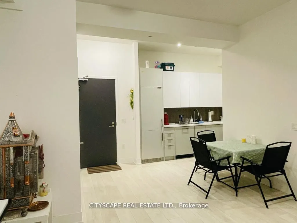 2916 Highway 7 E, #216