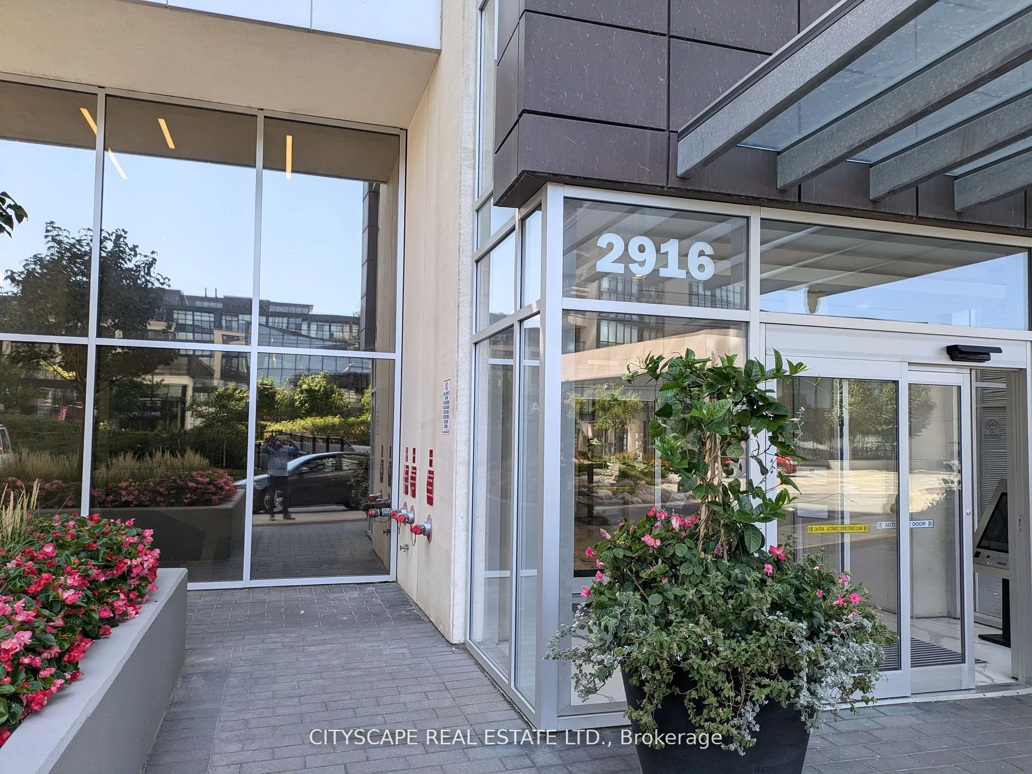 2916 Highway 7 E, #216