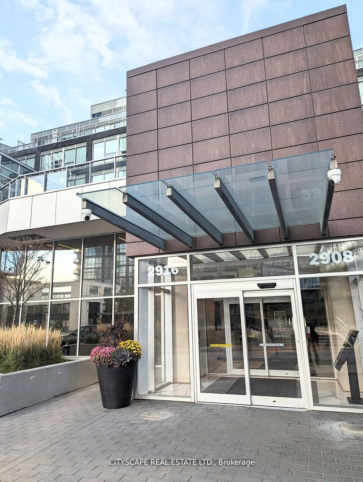 2916 Highway 7 E, #216