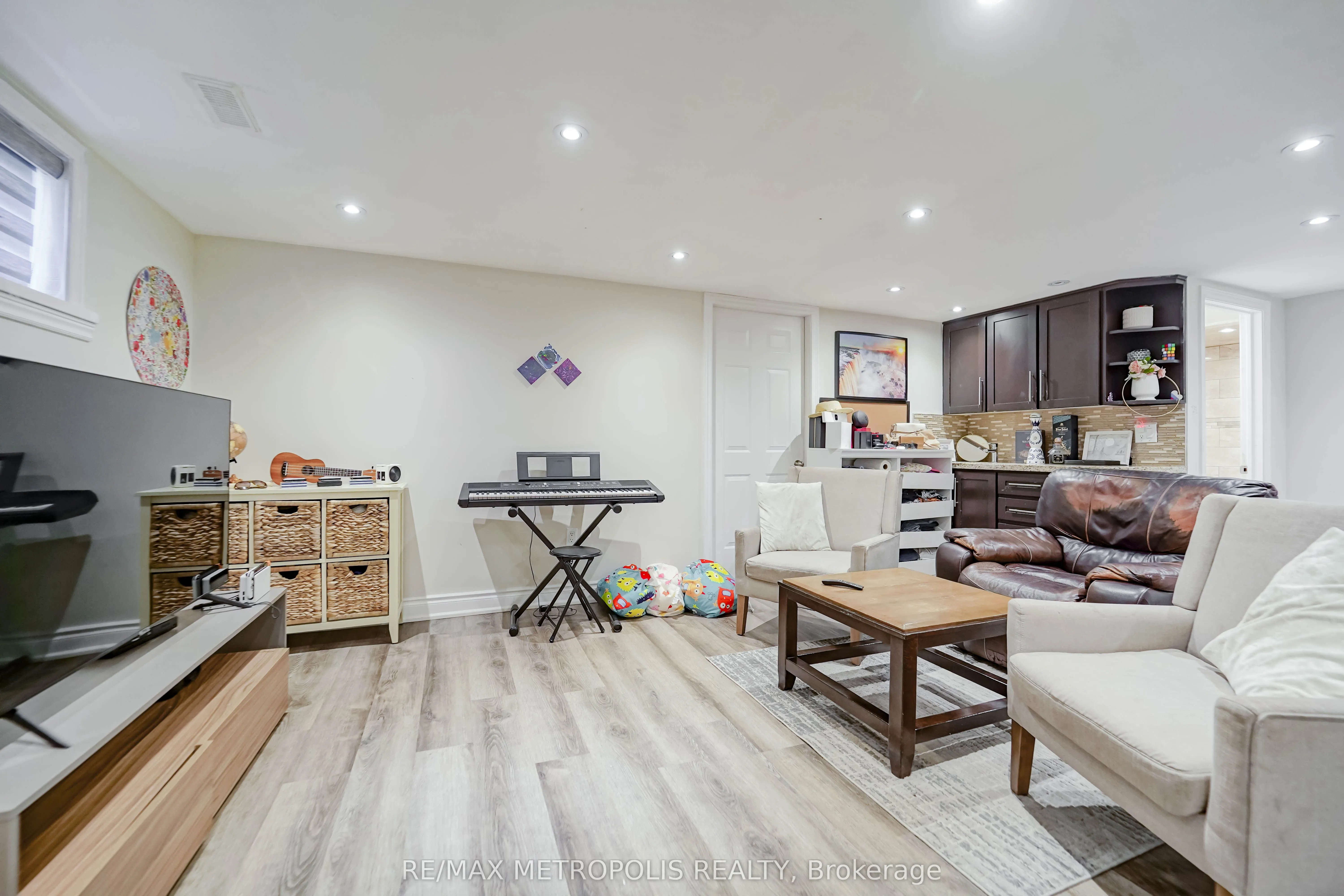 23 Hawman Avenue