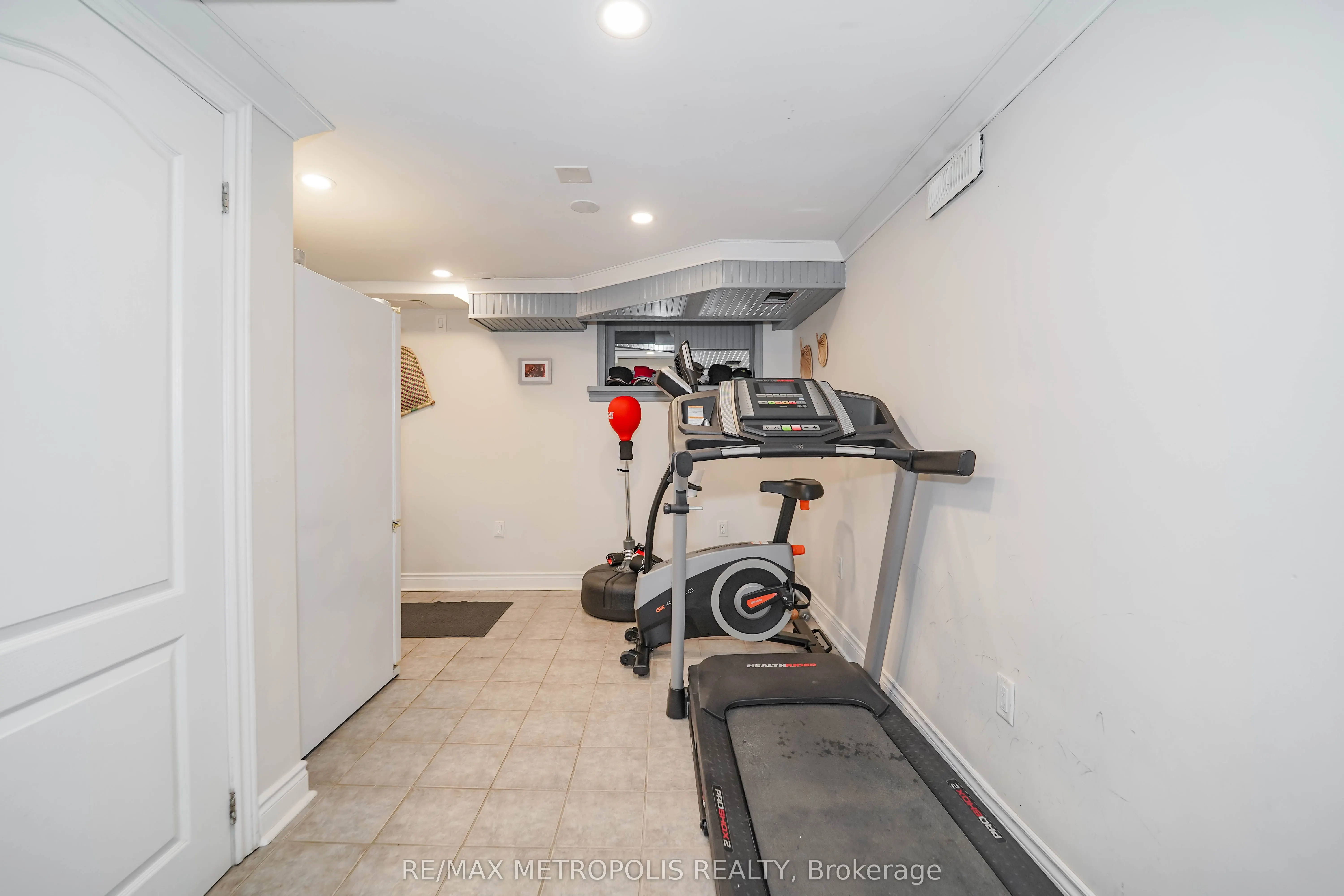 23 Hawman Avenue