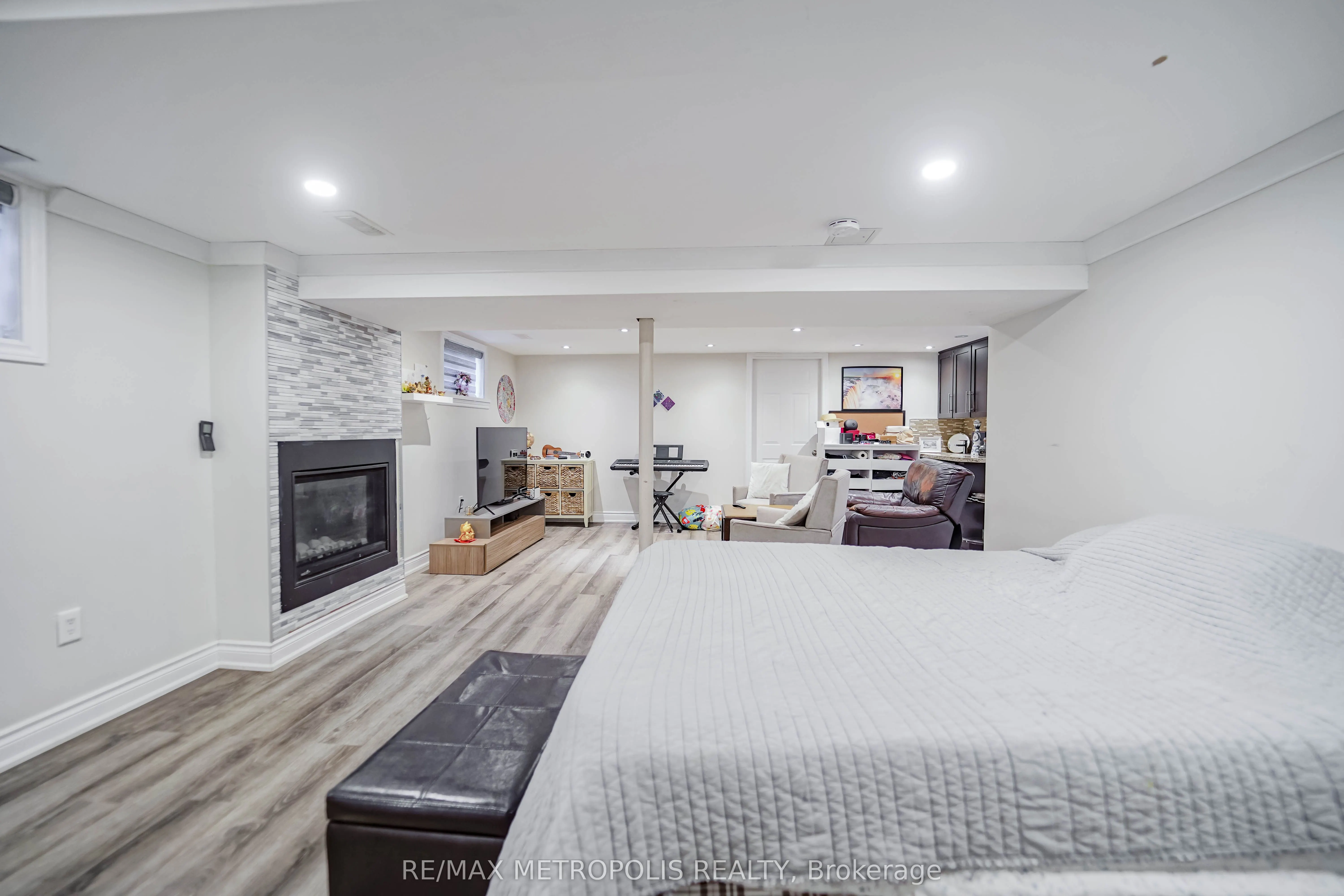 23 Hawman Avenue