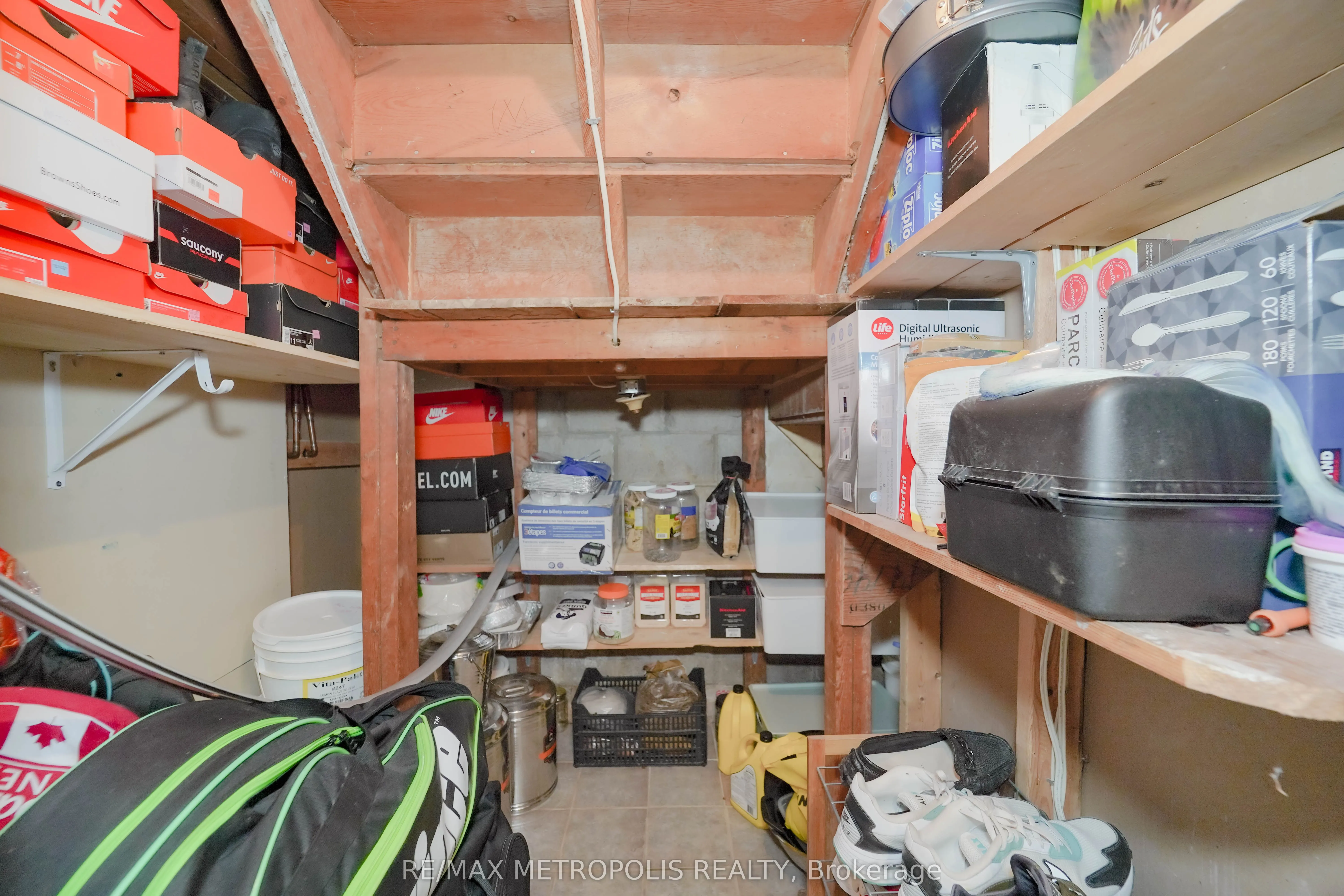 23 Hawman Avenue