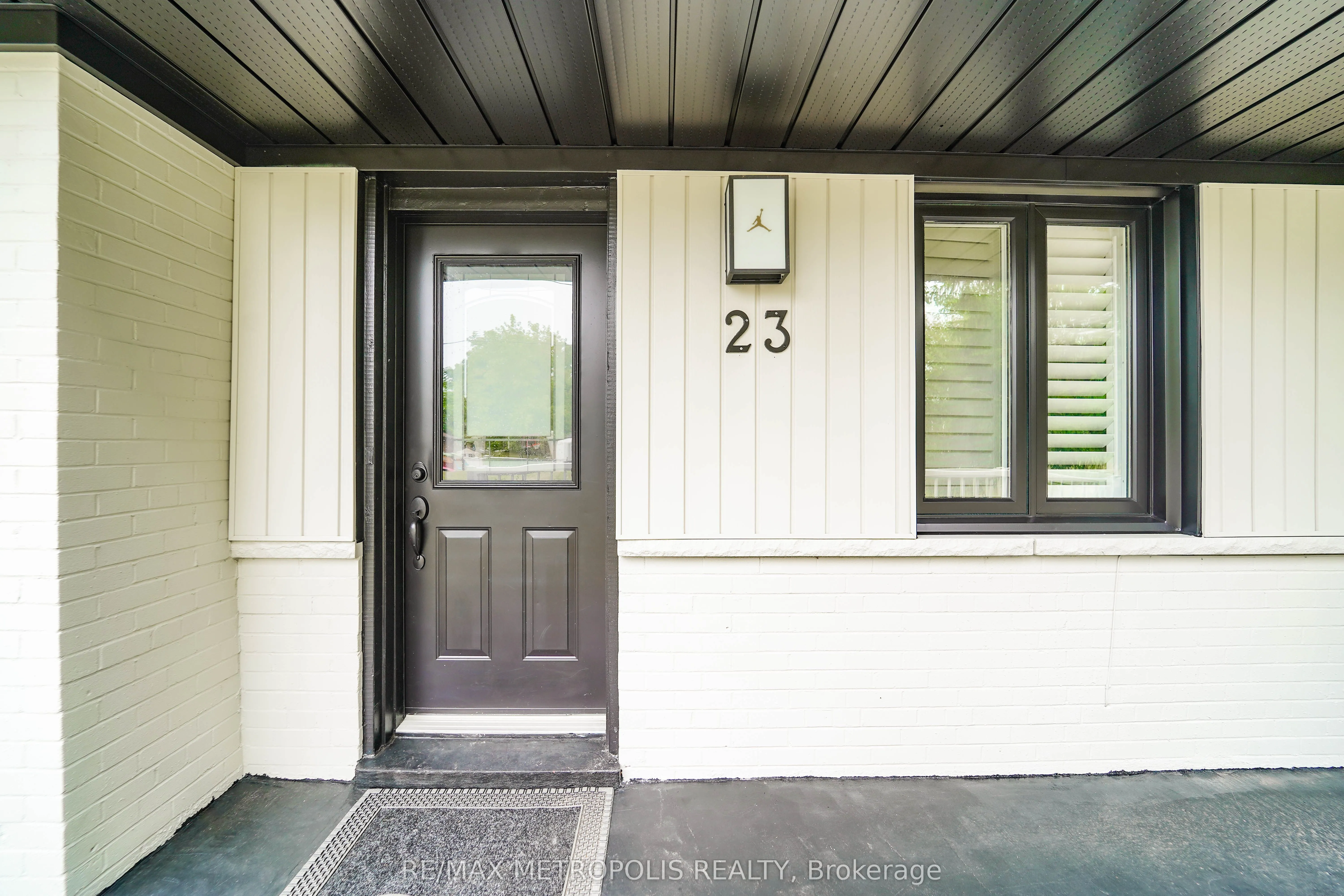 23 Hawman Avenue