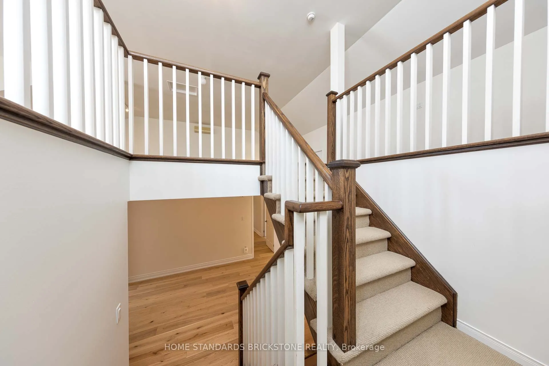 76 Leameadow Road