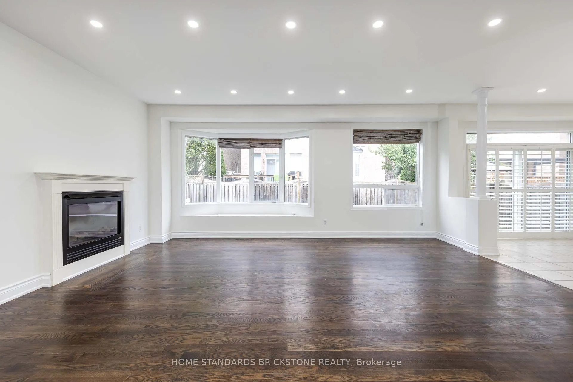 76 Leameadow Road