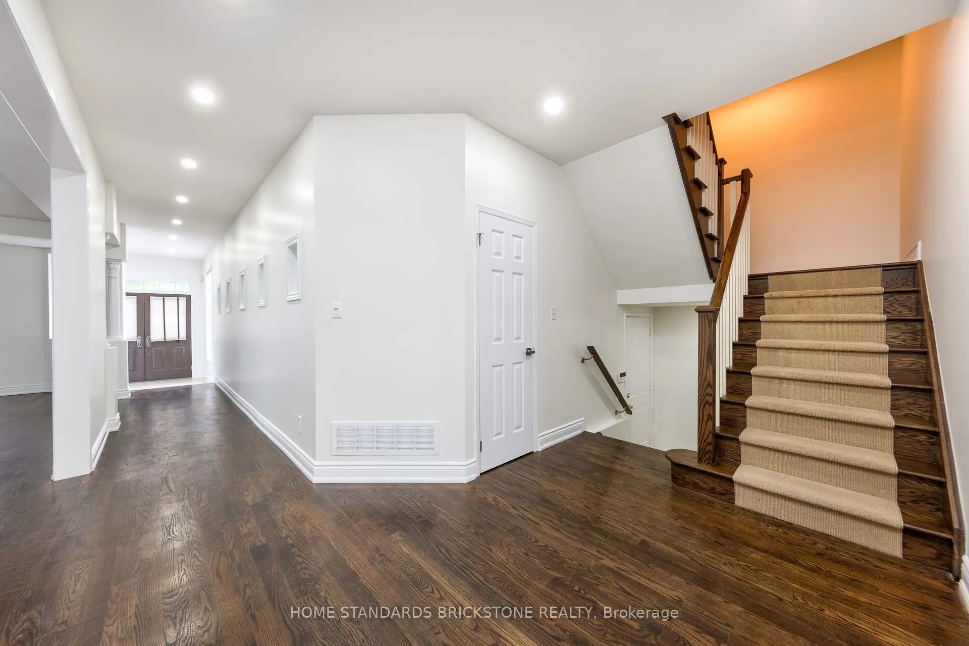 76 Leameadow Road