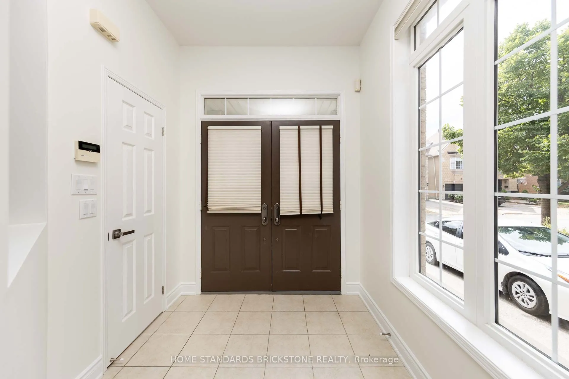76 Leameadow Road