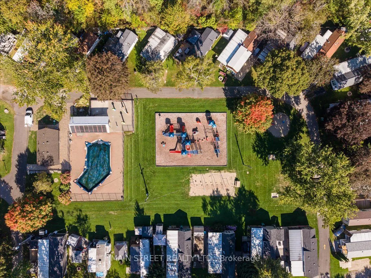 15 Hawaiian Circle
