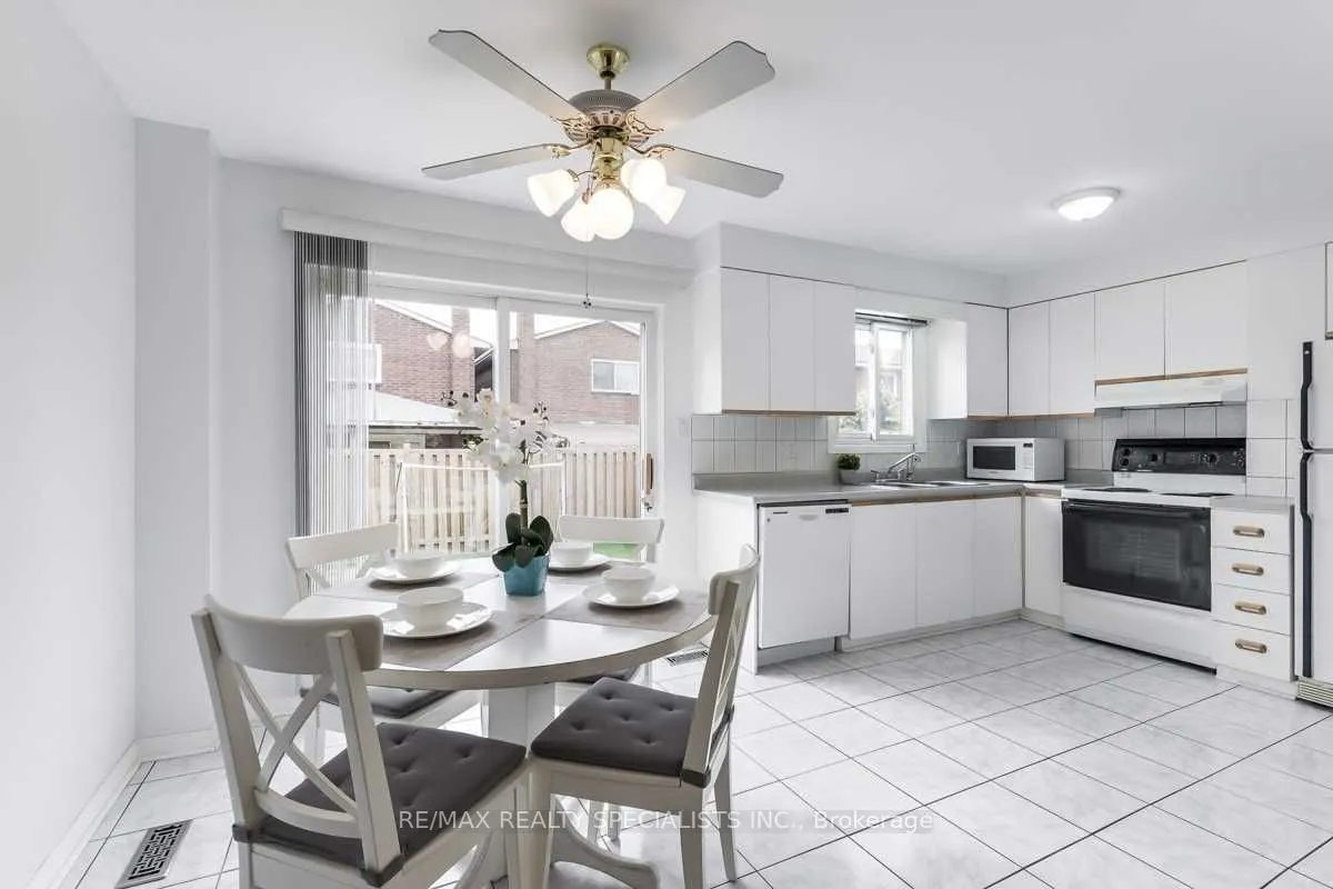 8 New Seabury Drive