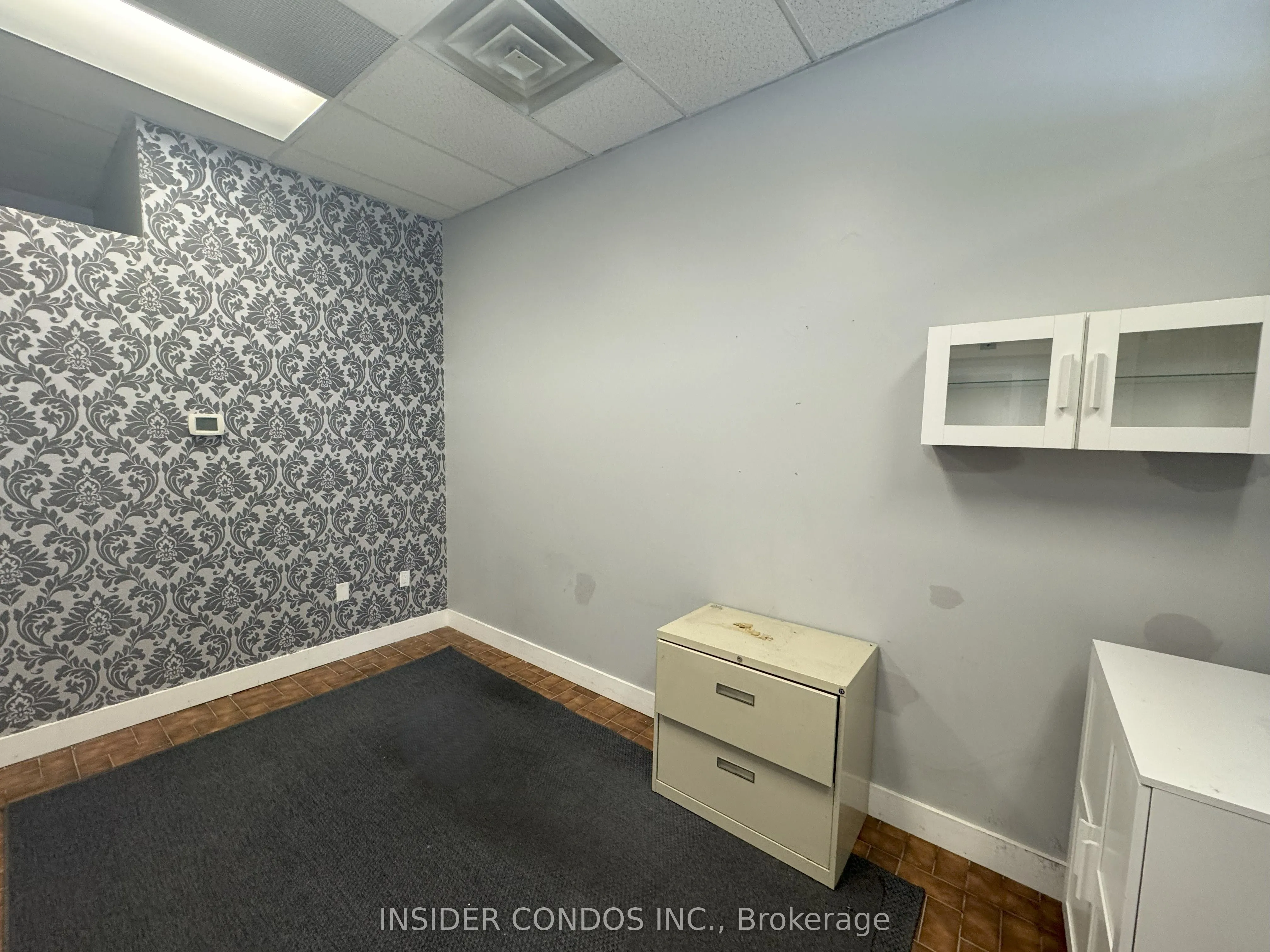 15 Willis Road, #B