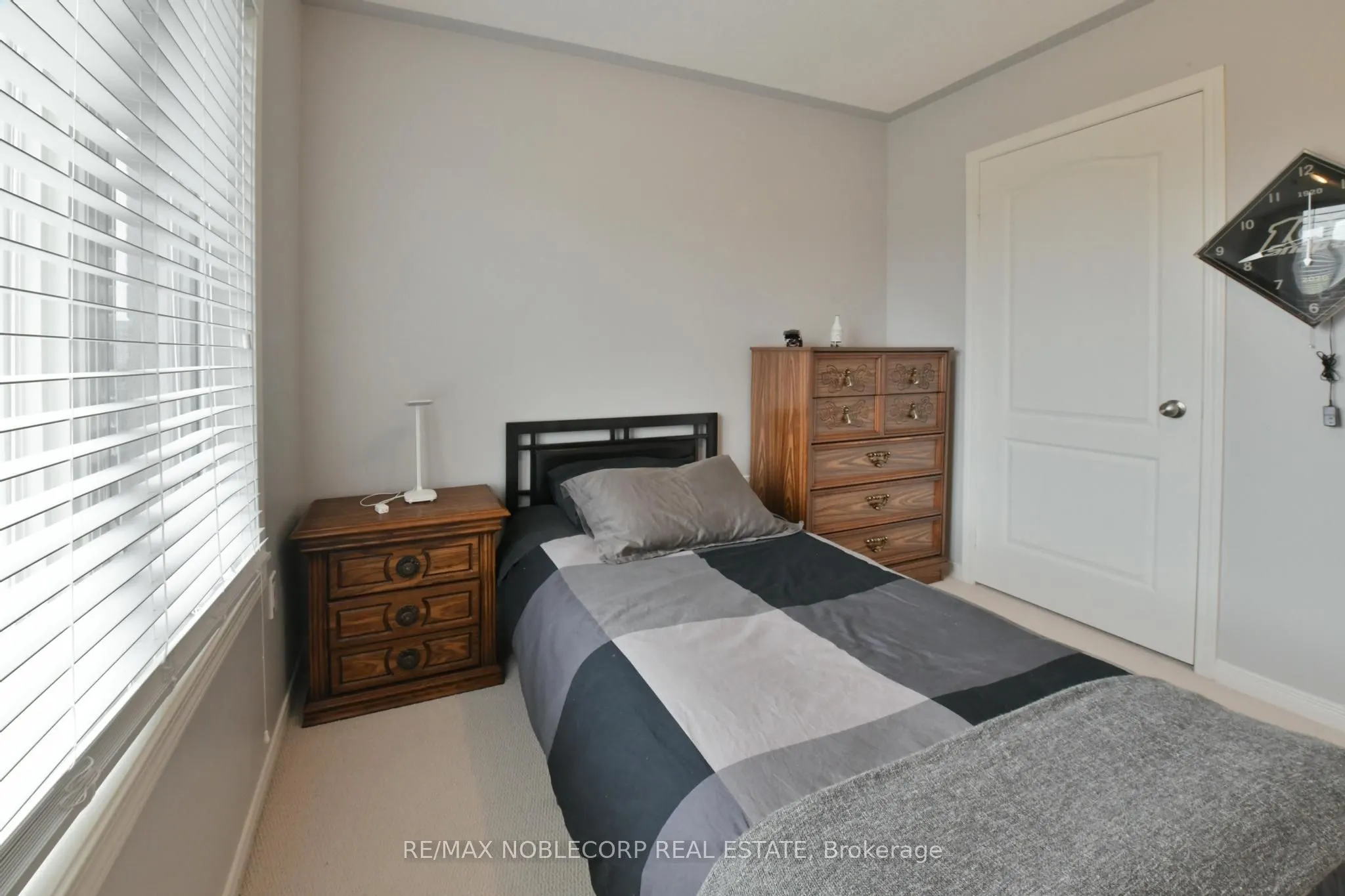 54 Long Street
