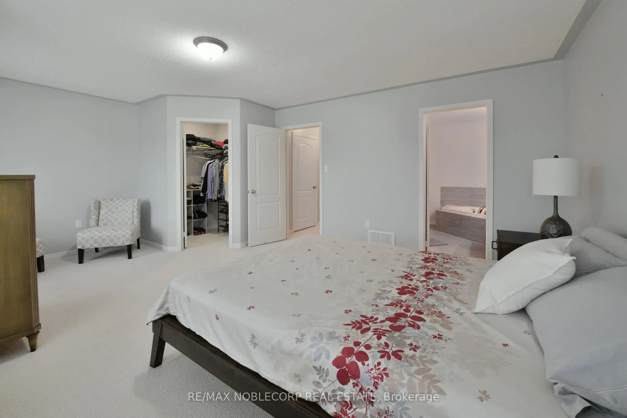54 Long Street