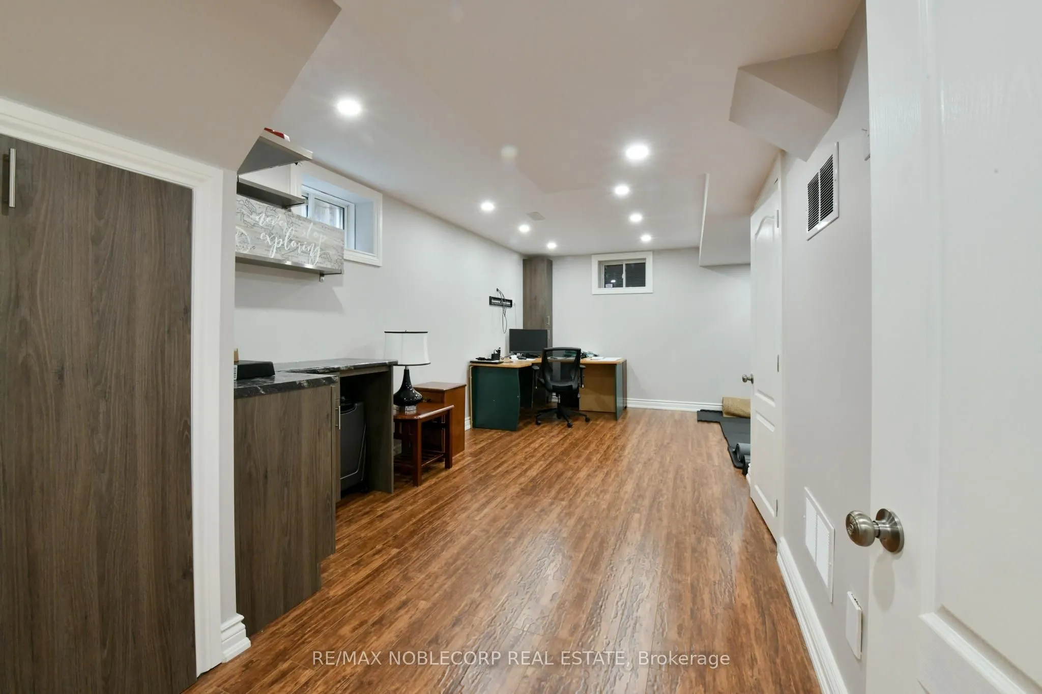 54 Long Street