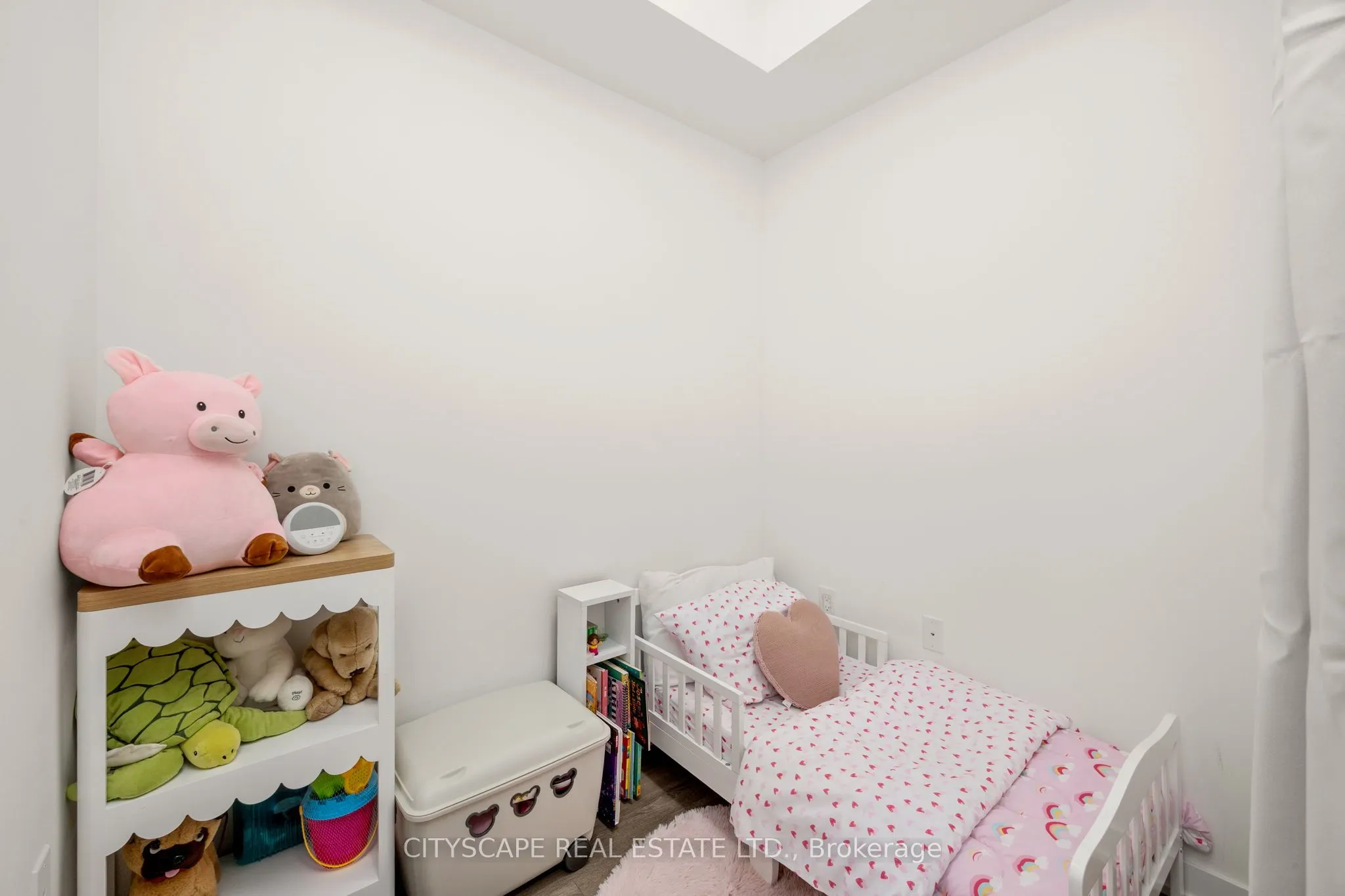 100 Eagle Rock Way, #201