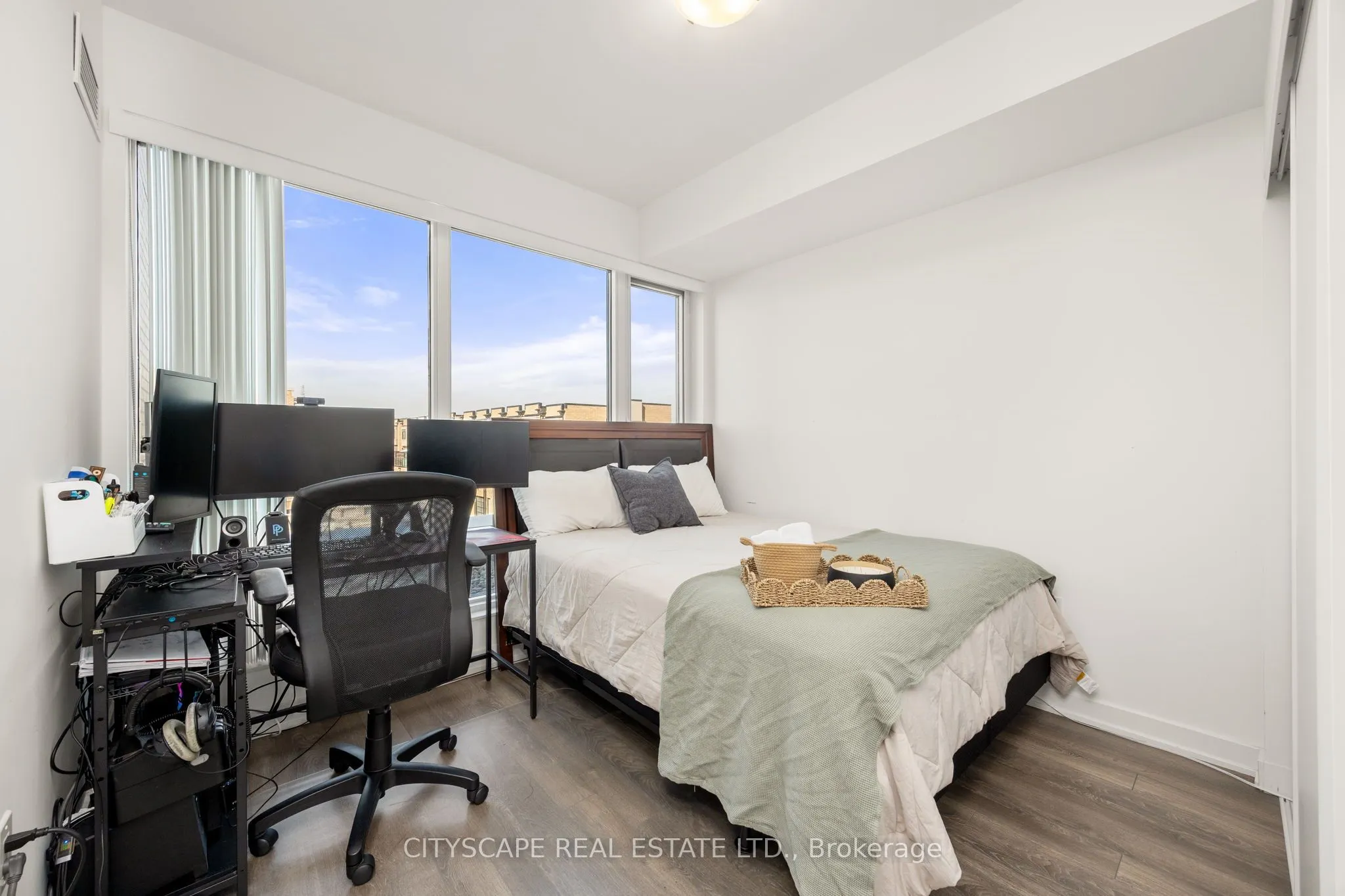 100 Eagle Rock Way, #201