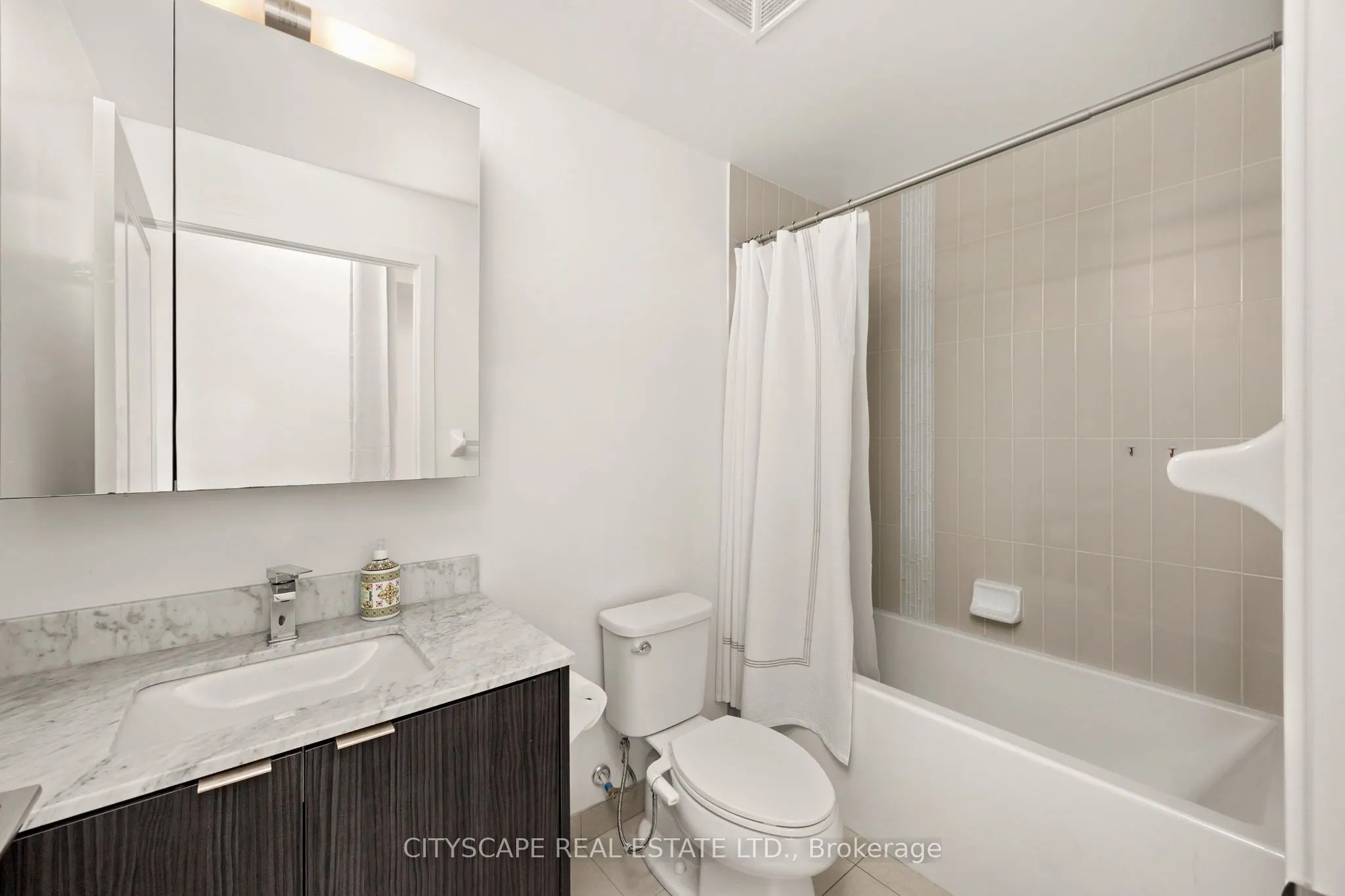 100 Eagle Rock Way, #201