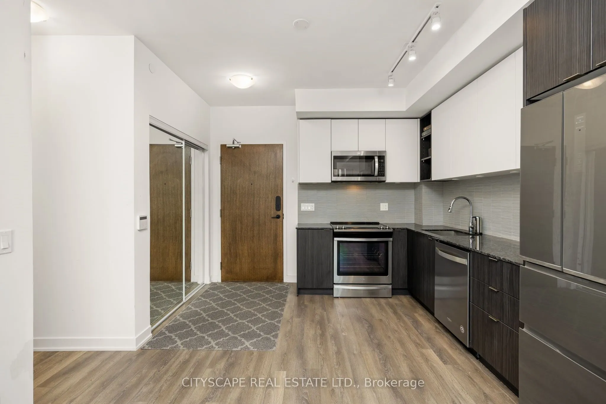 100 Eagle Rock Way, #201