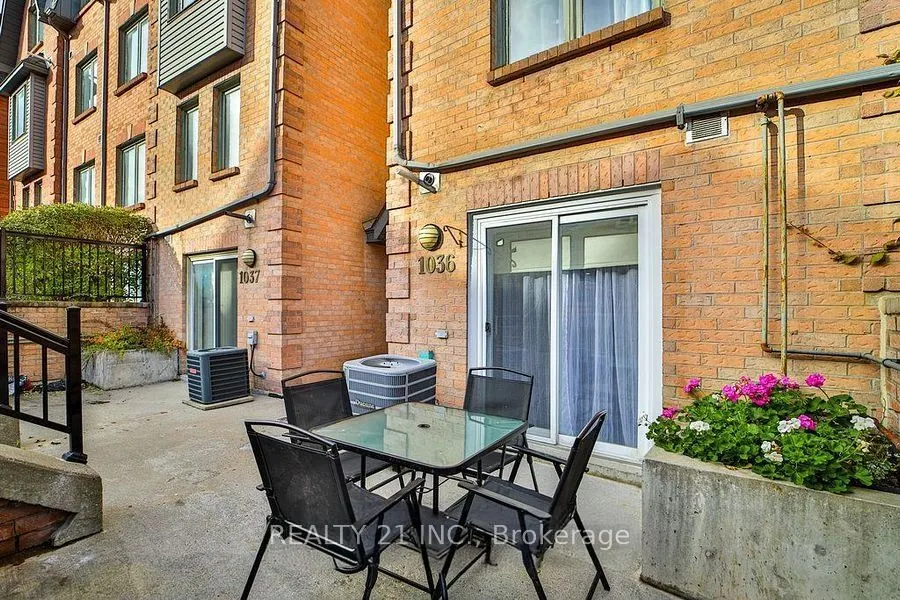 75 Weldrick Road E, #1036