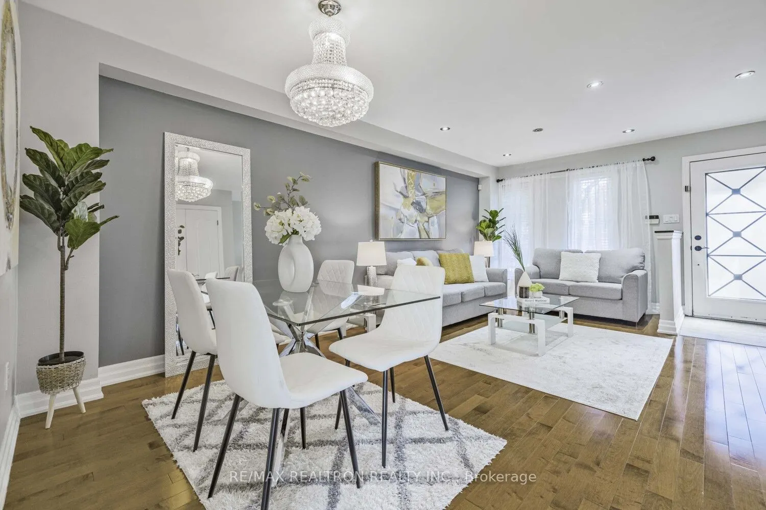 287 Wildberry Crescent