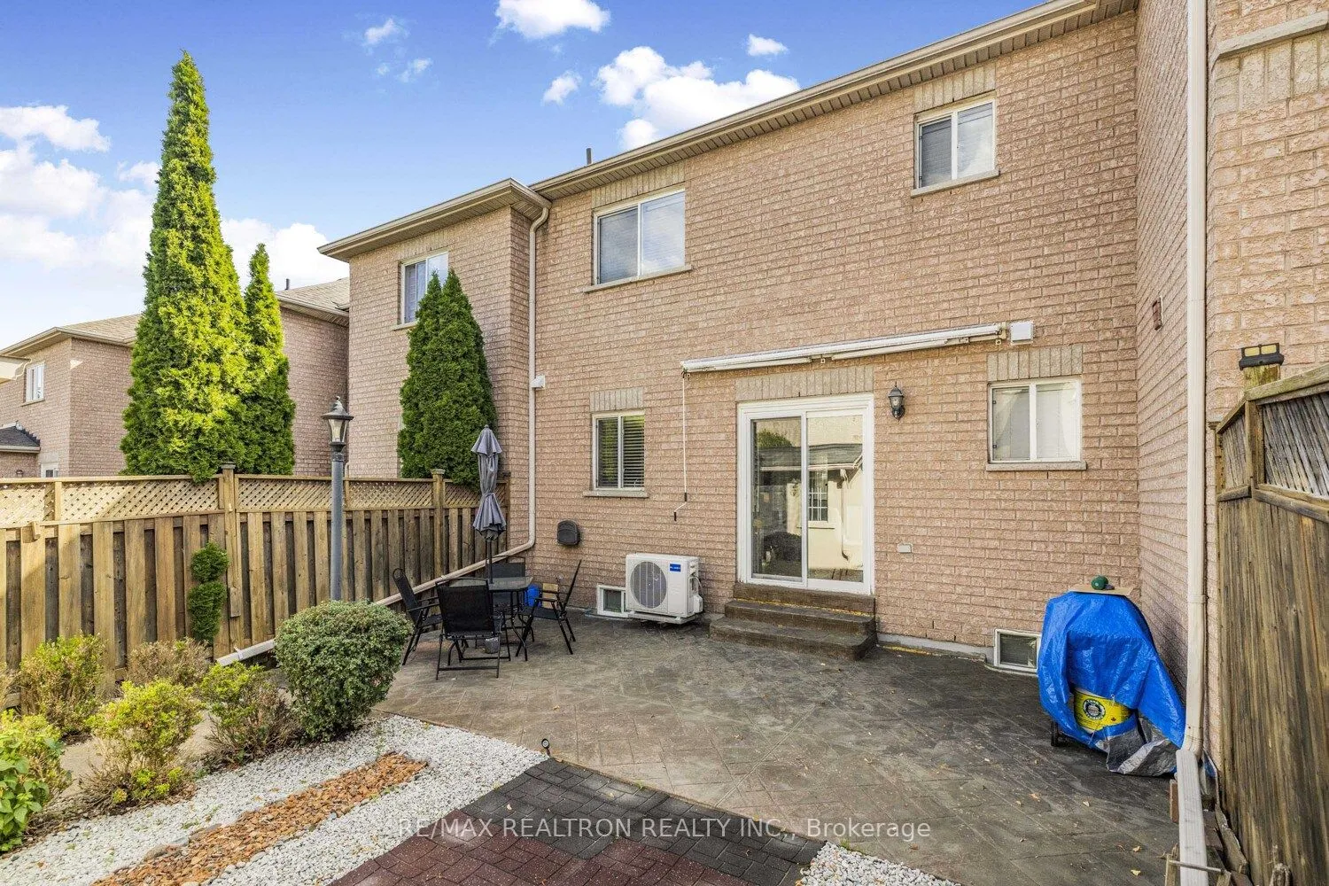 287 Wildberry Crescent