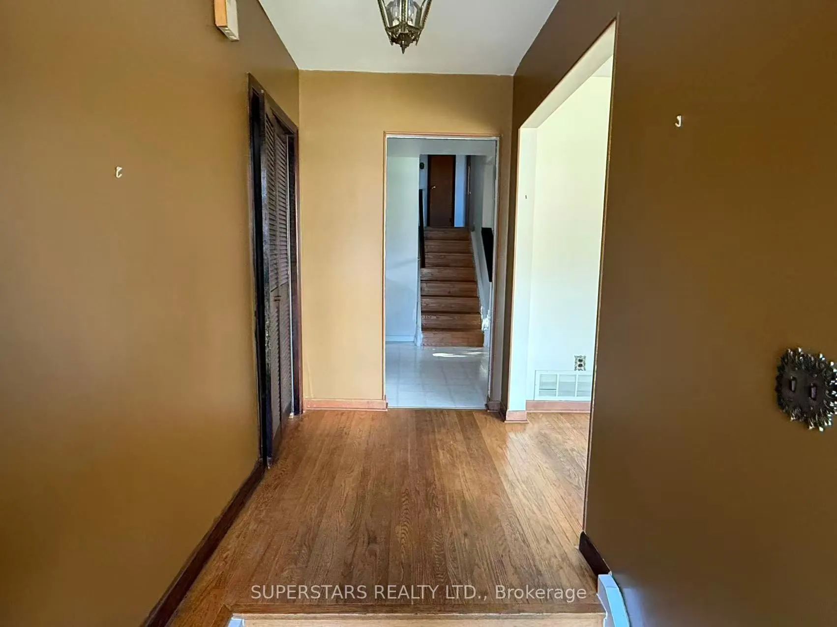 31 Fred Varley Drive