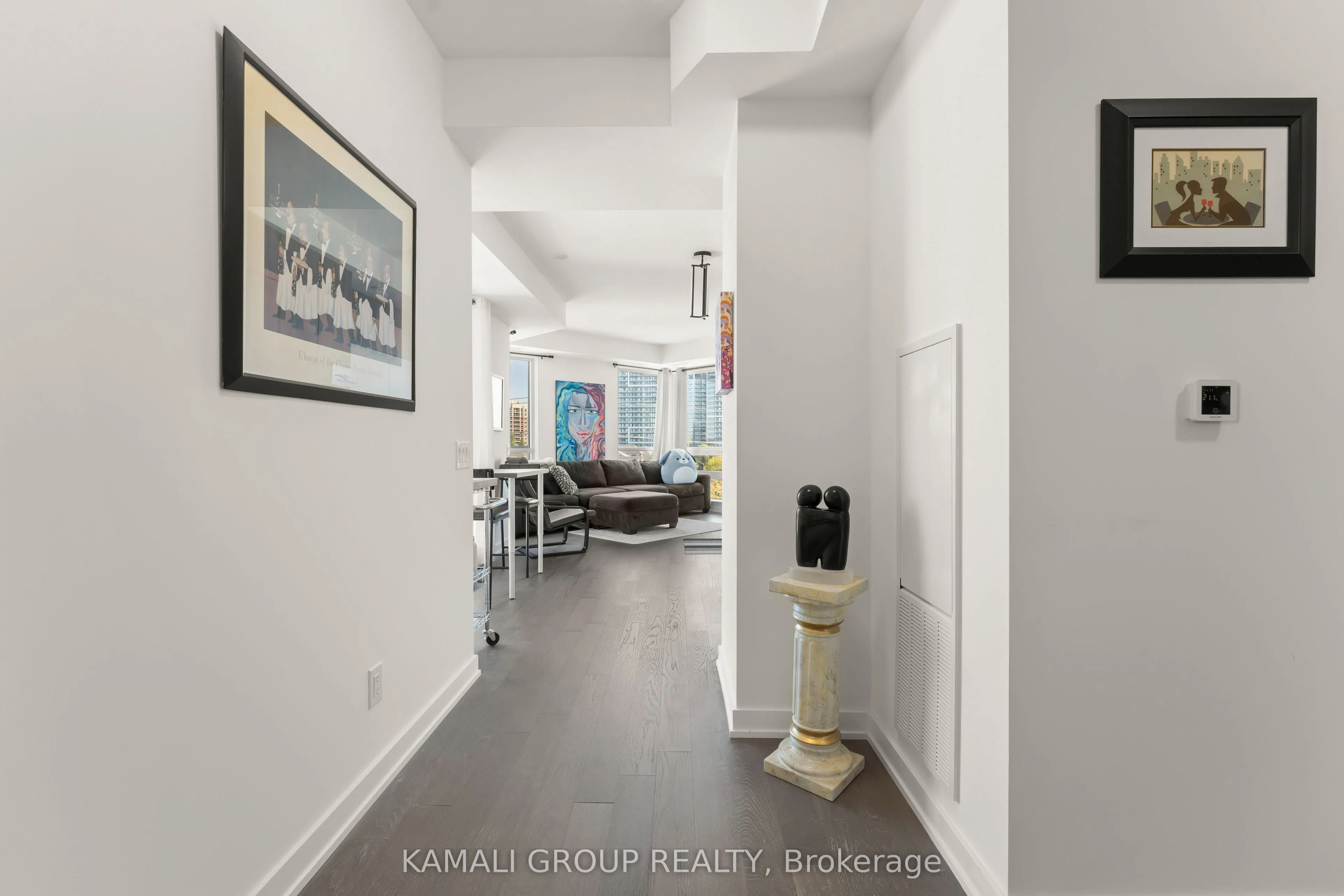 8888 Yonge Street, #523