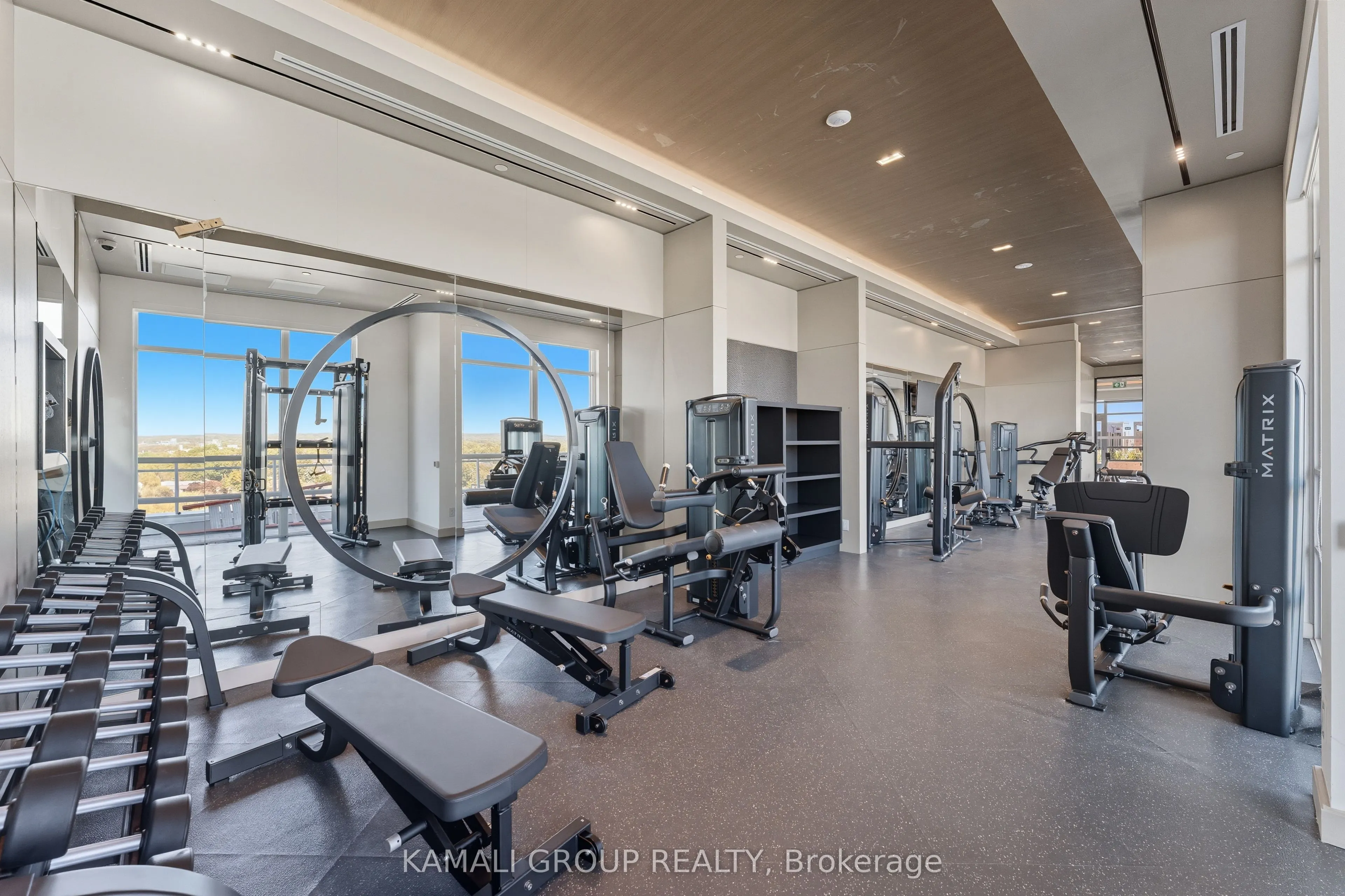 8888 Yonge Street, #523
