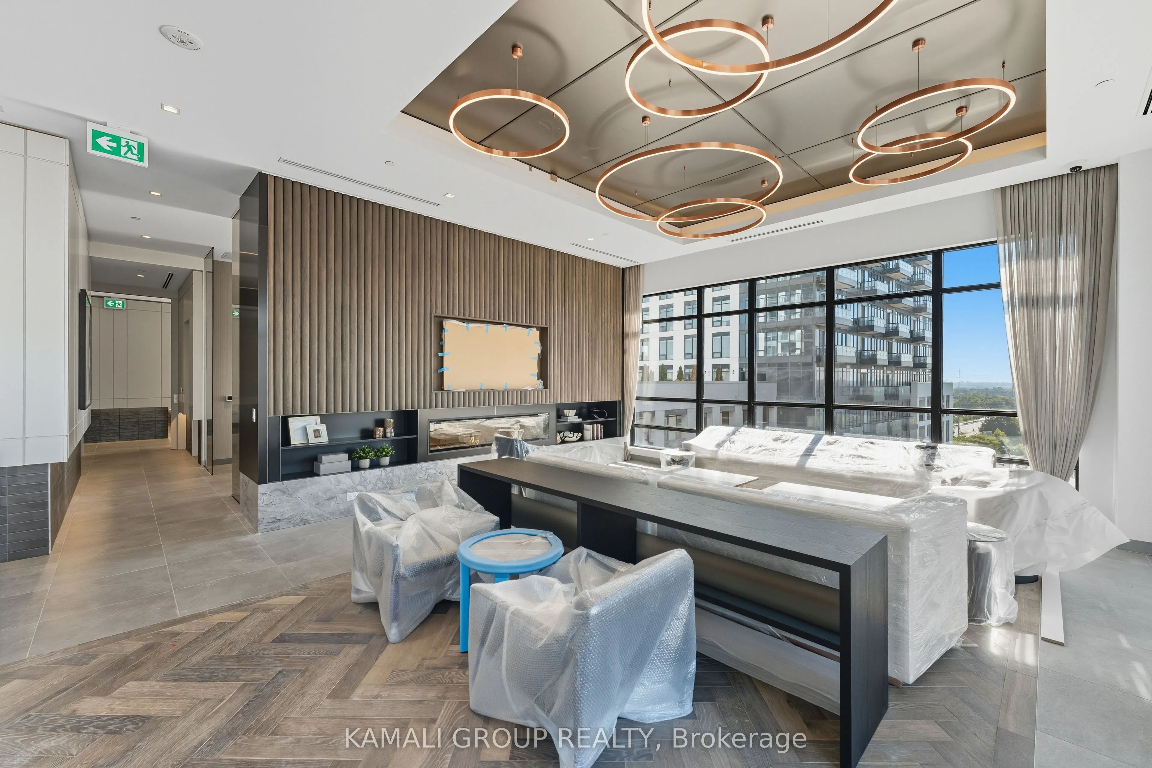 8888 Yonge Street, #523